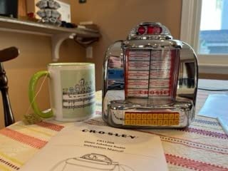 Crosley CR1120A-SI Diner Mini Jukebox Bluetooth Tabletop FM Radio customer photo 2