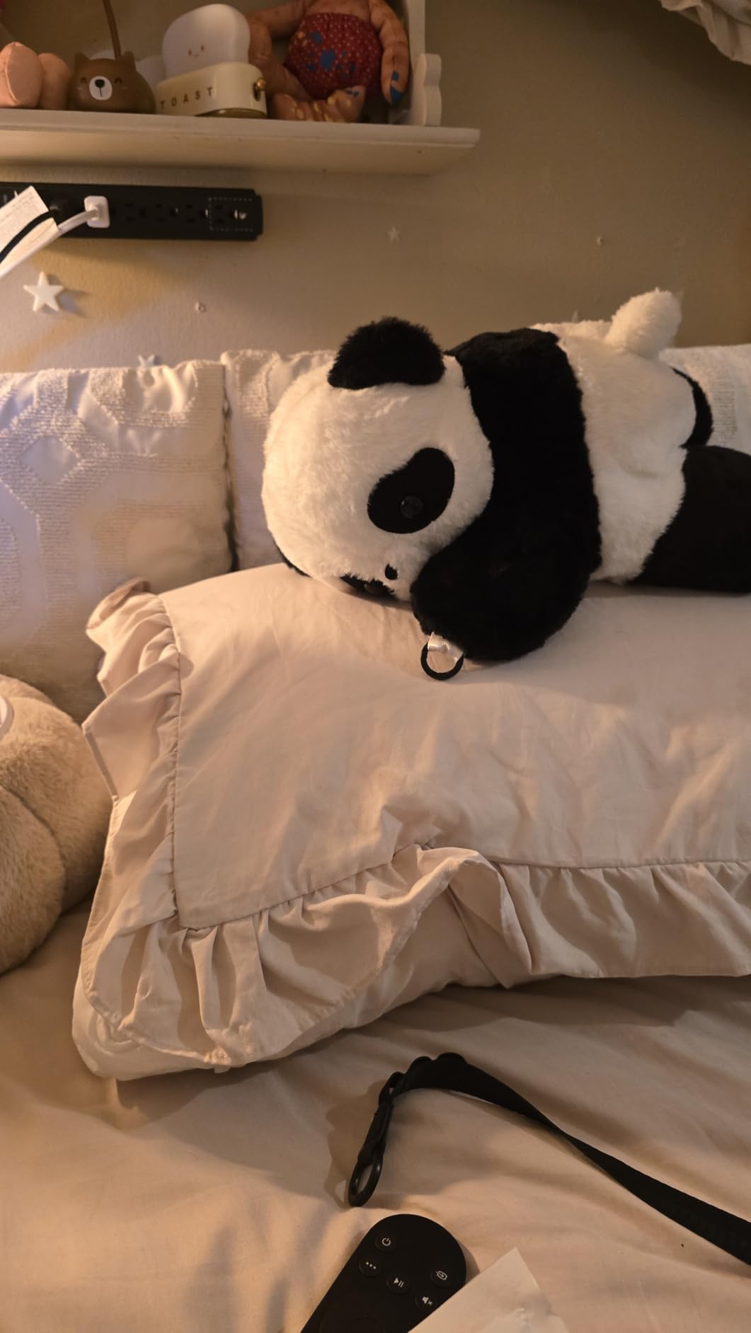 Utopia Bedding Down Alternative Bed Pillows for Sleeping Queen Size (White), Set of 2, Soft & Fluffy Pillow with Cooling, Hotel Quality, Gusseted Pillow for Back, Stomach or Side Sleepers customer photo 2
