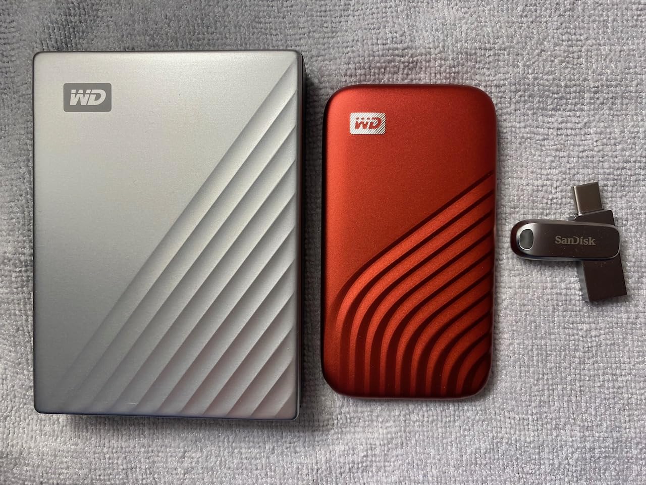Western Digital 1TB My Passport SSD Portable External Solid State Drive, Gray, Sturdy and Blazing Fast customer photo 1