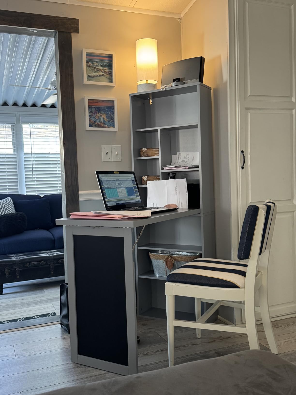 HOMCOM Foldable Convertible Writing Table, Wall Mounted Space-Saving Computer Desk with Chalkboard and Storage Shelves for Small Spaces, Home Office, Bedroom, Dorm, Apartment, White customer photo 1