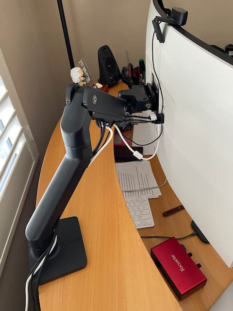 Ergotron - HX Premium Heavy Duty Monitor Arm, Single Monitor VESA Desk Mount - for Flat or Slight Curved Ultrawide Monitors Up to 49 inches, 20 to 42 lbs - Standard Pivot, Matte Black customer photo 2