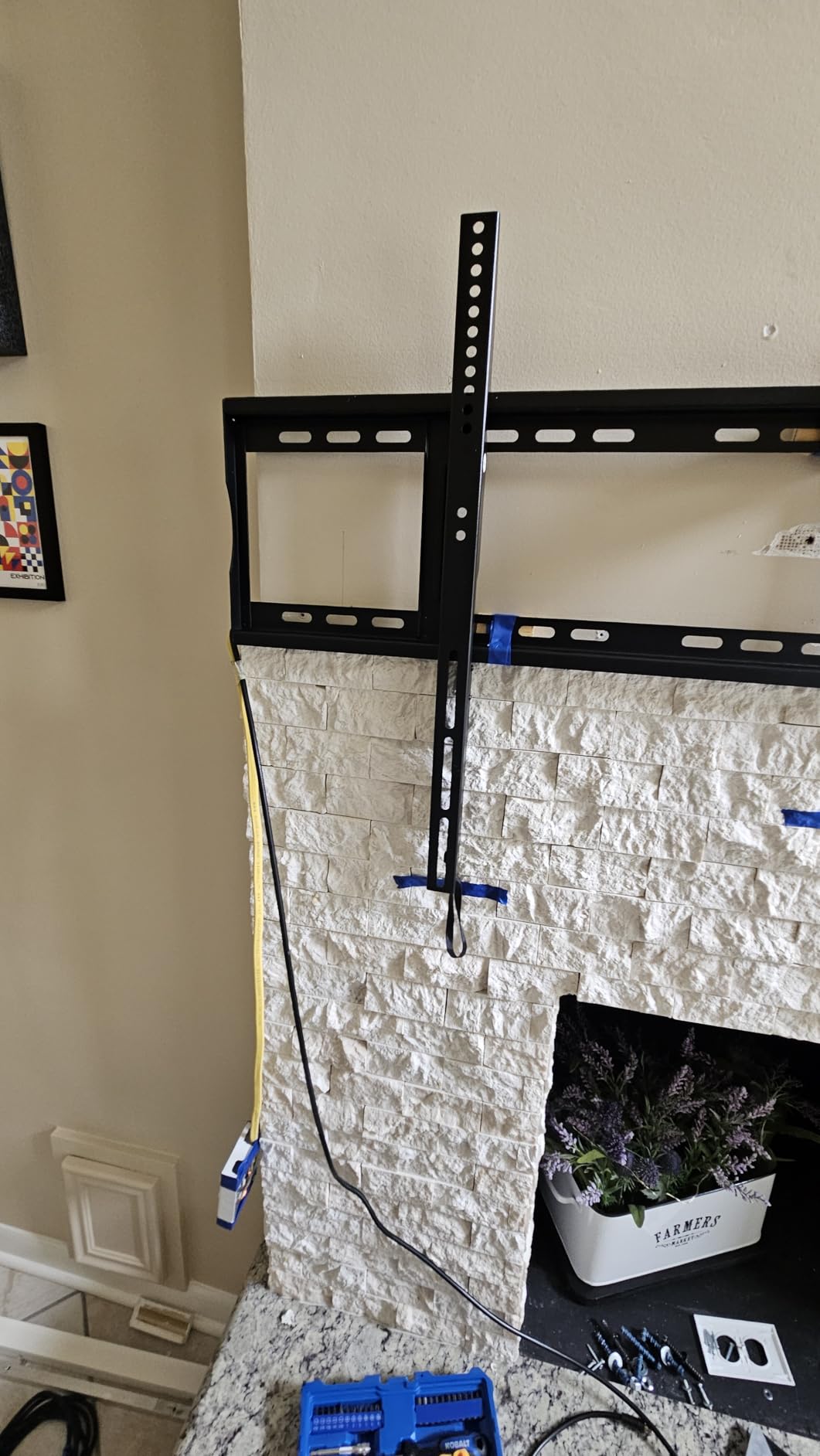 HOME VISION Heavy Duty Fixed TV Wall Mount for Most 32-86 Inch Flat TVs, Max VESA 600X400mm up to 165lbs Fits 16/18/24 Inch Wood Studs, Universal Low Profile Wall Mount TV Bracket, Space Saving HV8601 customer photo 2