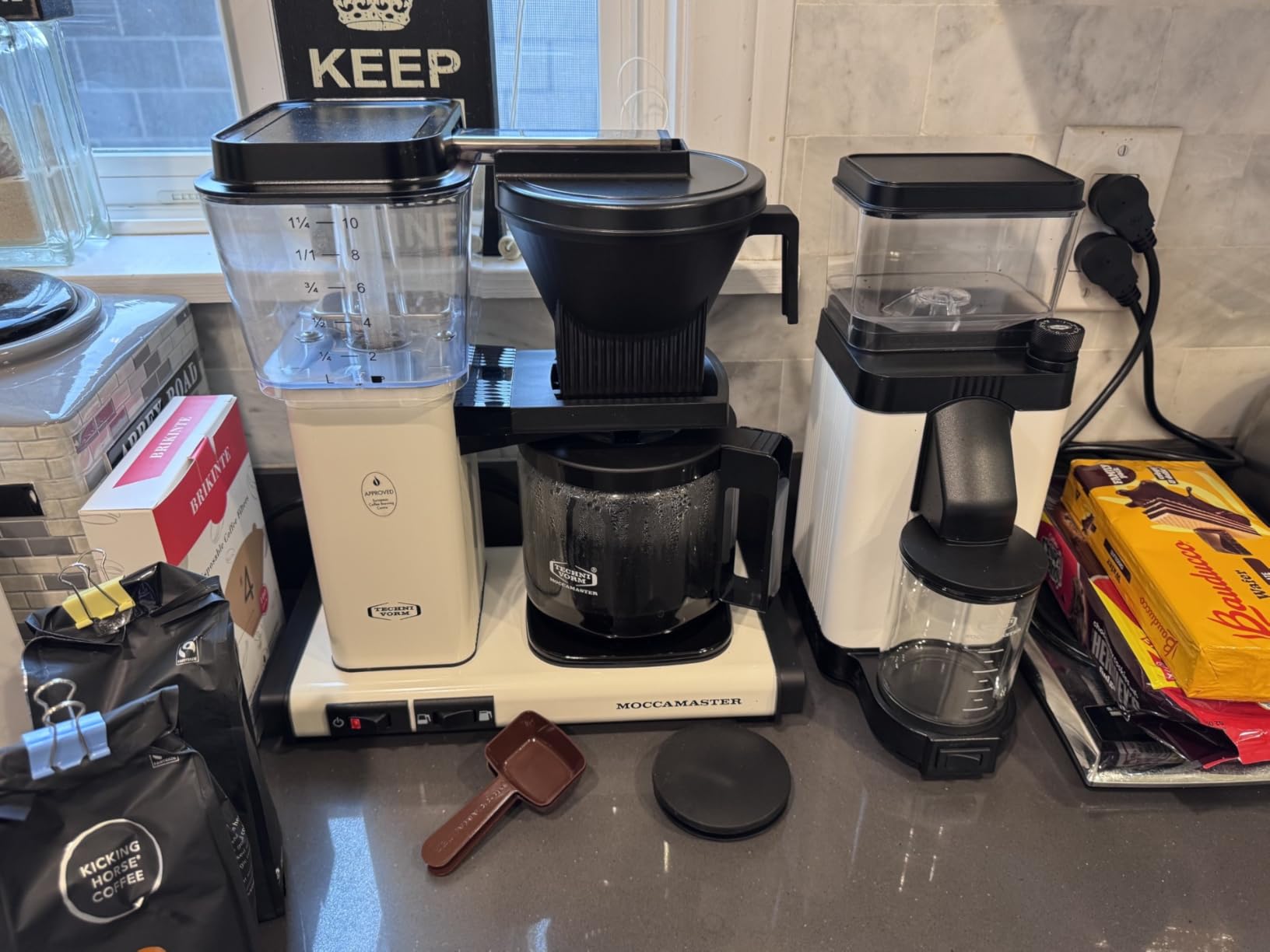 Technivorm Moccamaster 53941 KBGV Select 10-Cup Coffee Maker, Polished Silver, 40 ounce, 1.25l customer photo 2
