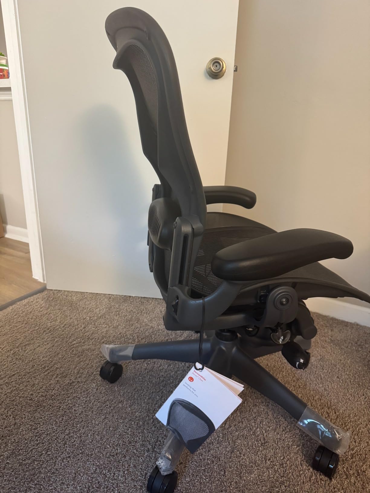 Herman Miller Aeron Size B Office Chair | Adjustable Arms | Rear Tilt Limiter | Lumbar Support Pad (Renewed) customer photo 2