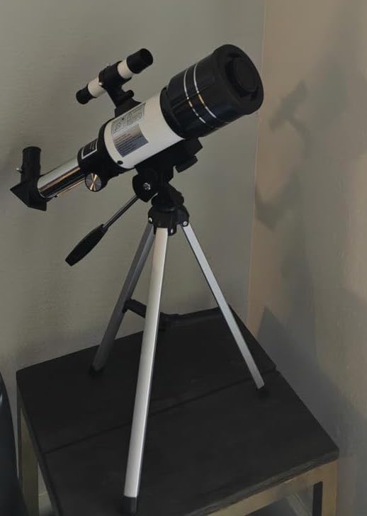 Telescope for Adults & Kids, 70mm Aperture Refractor (15X-150X) Portable Travel Telescope with Phone Adapter & Wireless Remote, Astronomy Beginners Gifts, Black customer photo 2