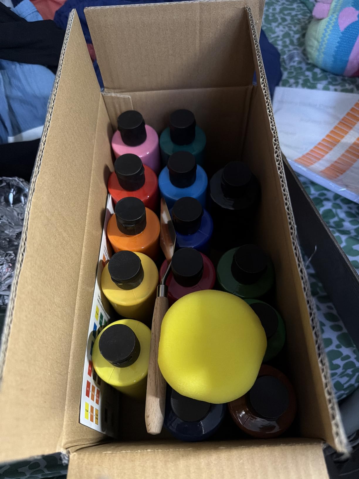 Nicpro 14 Colors Large Bulk Acrylic Paint Set (16.9 oz, 500 ml) Rich Art Painting Supplies, Non Toxic for Multi Surface Rock Canvas Wood Ceramic Leather Fabric Craft, for Adult with Color Wheel customer photo 2