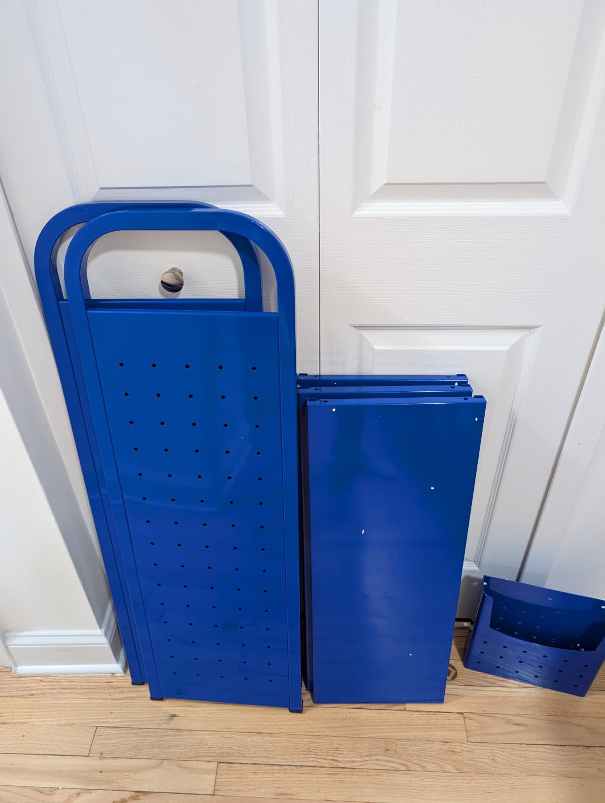 Workington Rolling Book Truck Book Cart with 3 Flat Shelves, Library Book Cart with Swivel Lockable Casters 3001 Blue customer photo 2