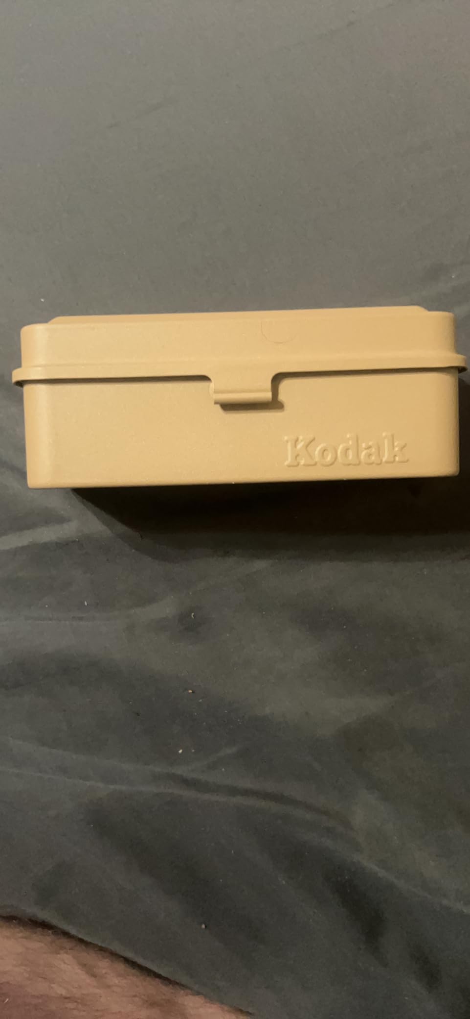 KODAK 120/135 Film Case - for 8 Rolls of 120 Films / 10 Rolls of 35mm Films - Retro Steel Case (Black) customer photo 2