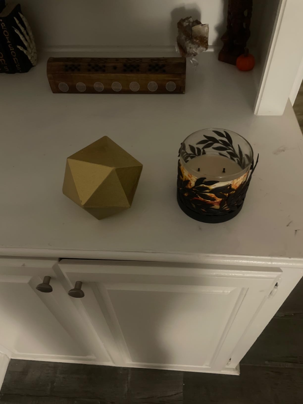 Ambipolar Geometric Decorative Ball Shaped Bookends, Modern Cast Iron Gold Bookends for Office Desk, Book Shelf, Room Decor, Home Office, Book Stand or Organizer, Set of 2 customer photo 1