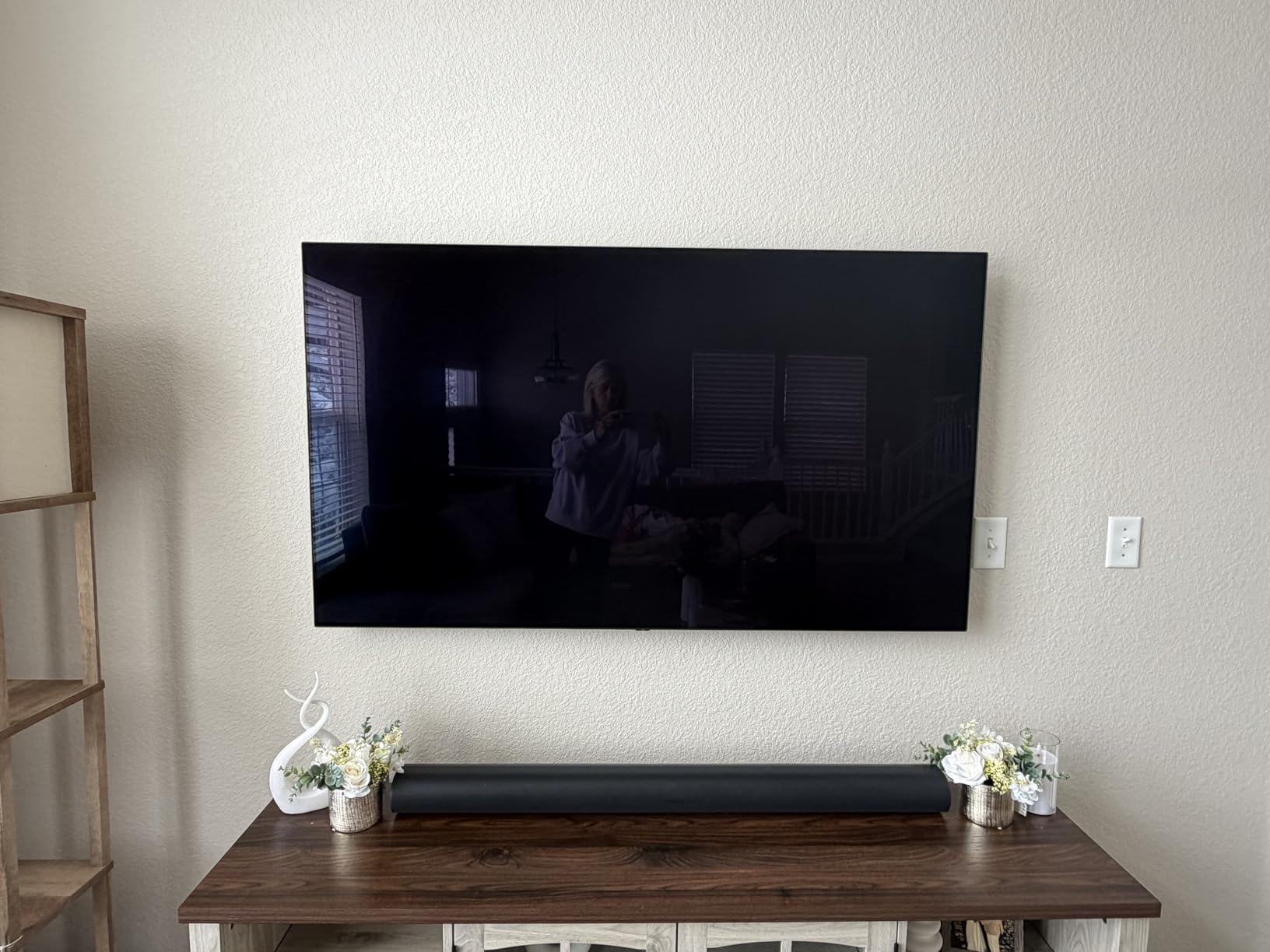 Amazon Basics Tilting TV Wall Mount with Horizontal Post Installation Leveling for 37