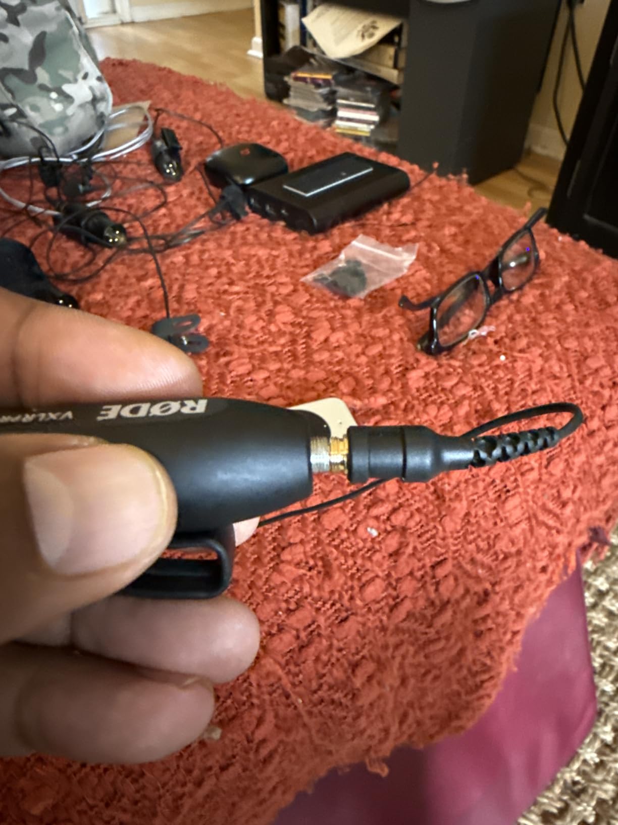 Rode Lavalier II Ultra-Low-Profile Lavalier Microphone, Auxiliary Connectivity customer photo 1