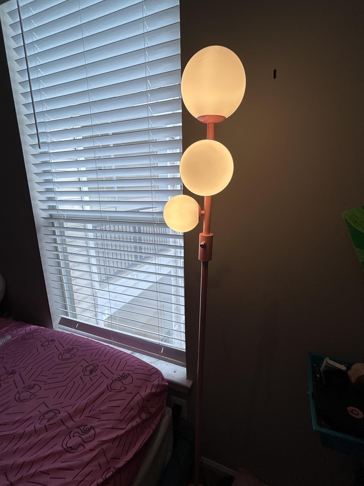 Fiqevs 3 Globe Floor Lamp Mid Century Modern, Gold Standing Lamp with Frosted Glass Shade & LED Bulbs, Tall Pole Light with Foot Switch for Living Room Bedroom Office - Antique Brass customer photo 1