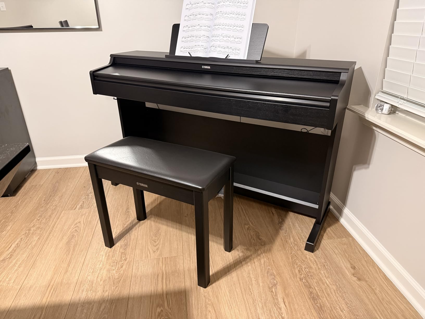 Yamaha YDP165 Console Digital Piano with Weighted 88-Key Graded Hammer 3 Action customer photo 1