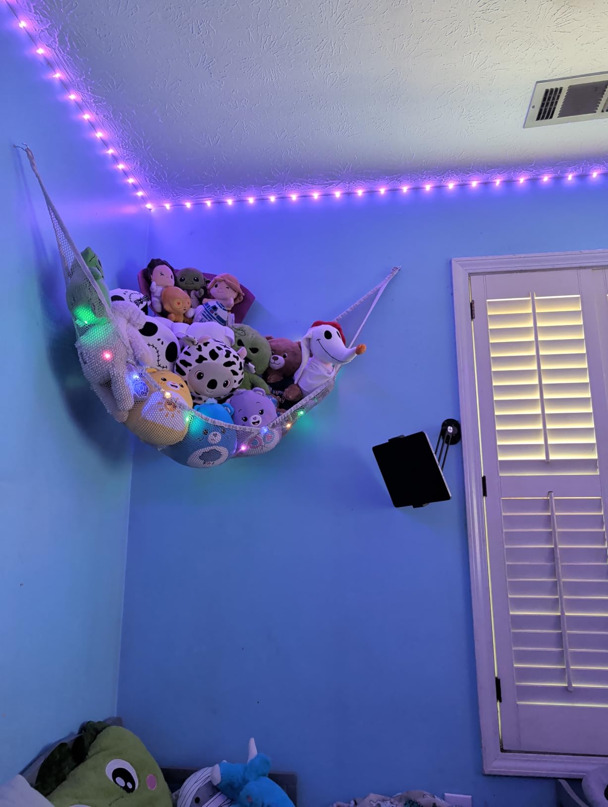 KSIPZE 100ft Led Strip Lights RGB Music Sync Color Changing Led Lights with Smart App Control Remote Led Lights for Bedroom Room Lighting Flexible Home Decor customer photo 2