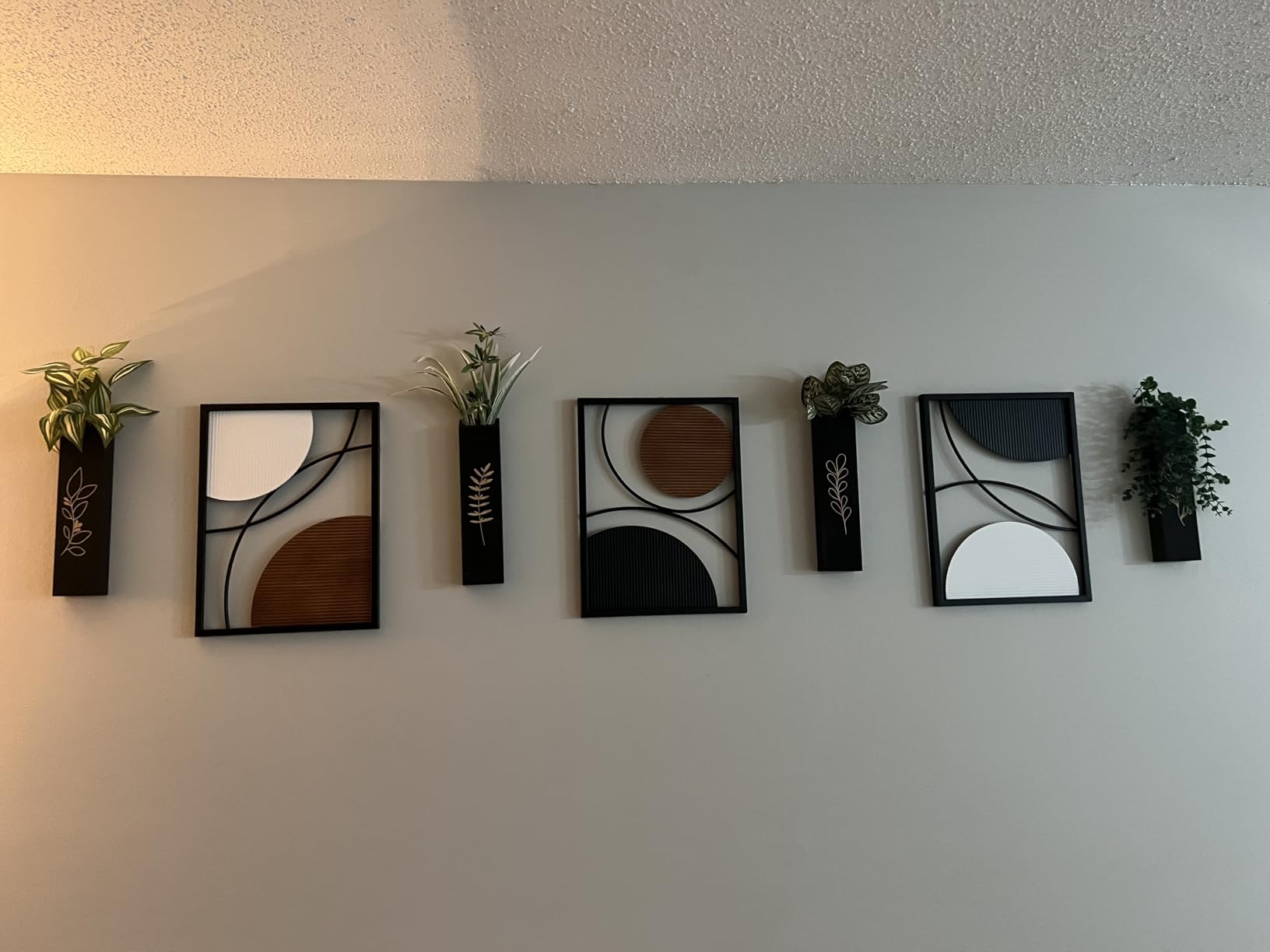 Oakrain 2 PCS Metal Wall Art - 35.4