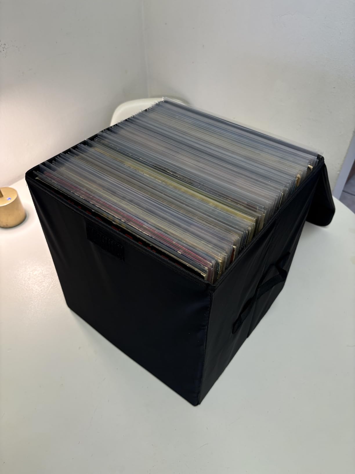 UENTIP Vinyl Record Storage Box - 7-inch LP Crate Holds 60 Records - Pack of 1 - 11x7.67x7.67 Inch - Black customer photo 2