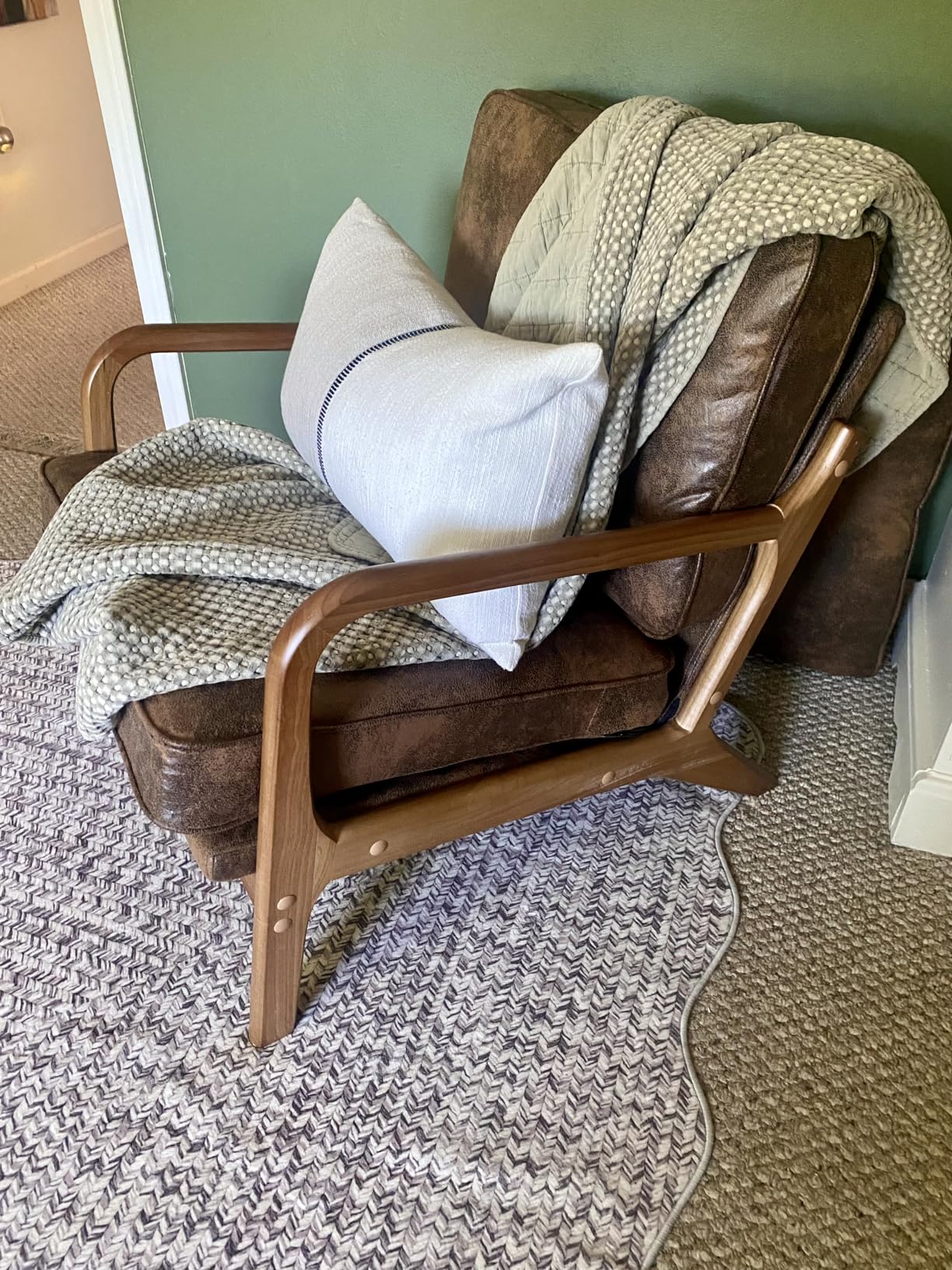 Karl home Accent Chair Mid-Century Modern Chair with Pillow Linen Fabric Upholstered Lounge Arm Chair with Solid Wood Frame & Soft Cushion for Living Room, Bedroom, Balcony, Beige customer photo 2