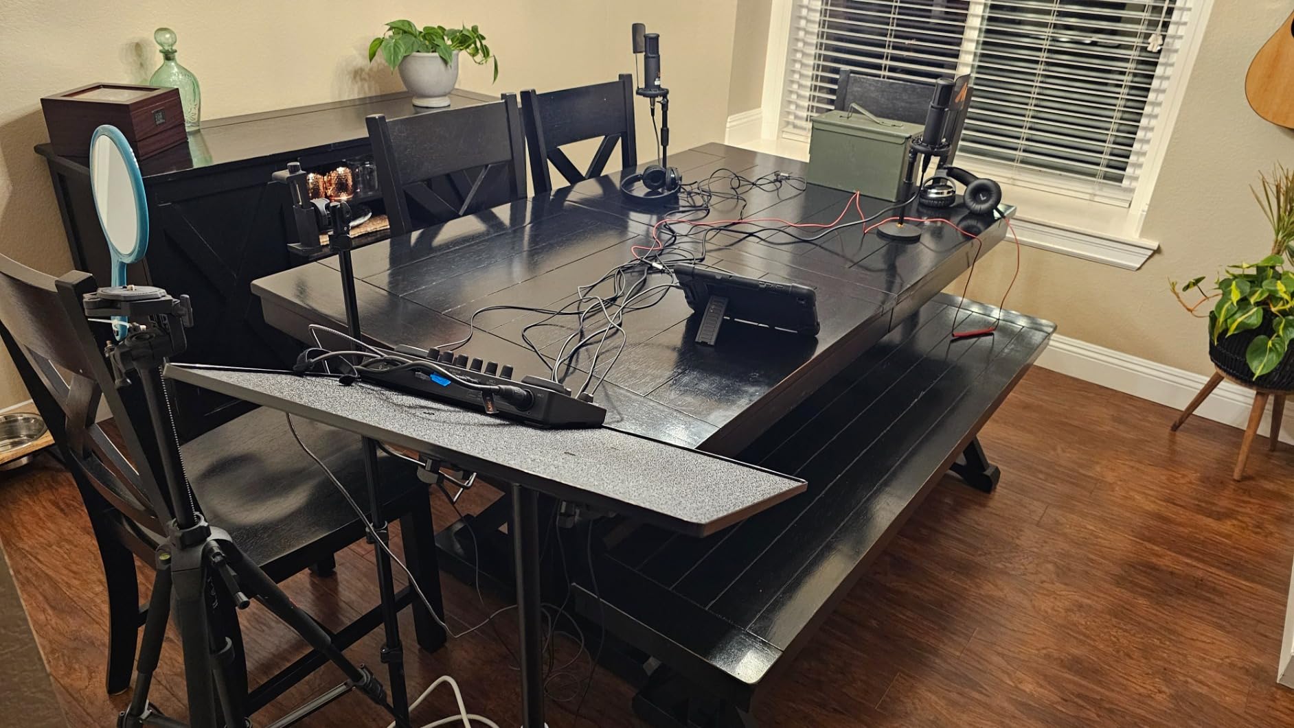 MAONO-MaonoCaster-Podcast Equipment Bundle for 2-includes All-in-one Audio Interface with Premium Mic Preamp, XLR Condenser Microphone, and 3.5MM Mic for Podcast Recording, Streaming, DJ (AME2 Duo) customer photo 2
