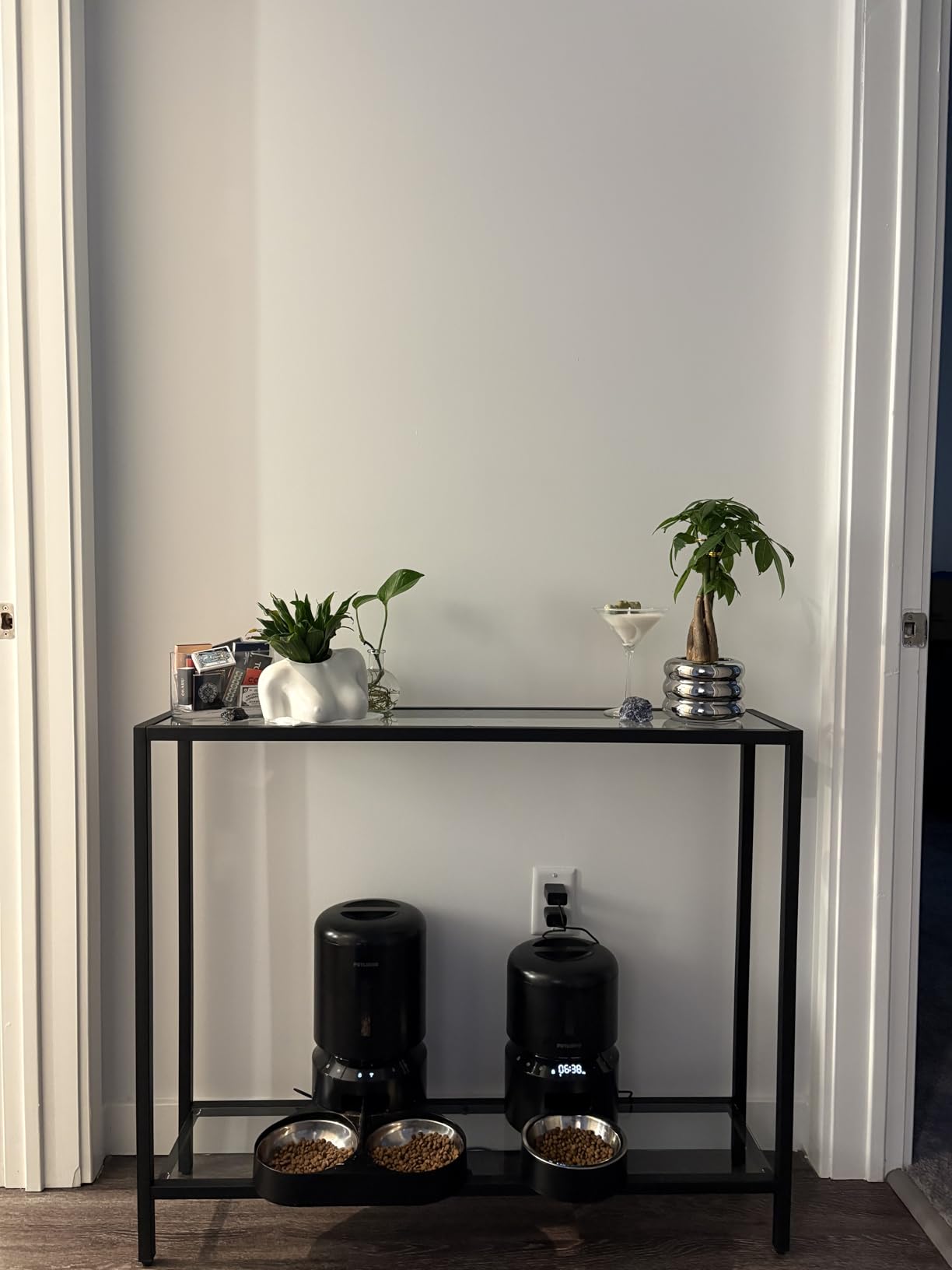 MAJARO Small Modern Console Table for Entryway, Tempered Glass with Metal Frame Sofa Table for Living Room, Hallway, Office customer photo 2
