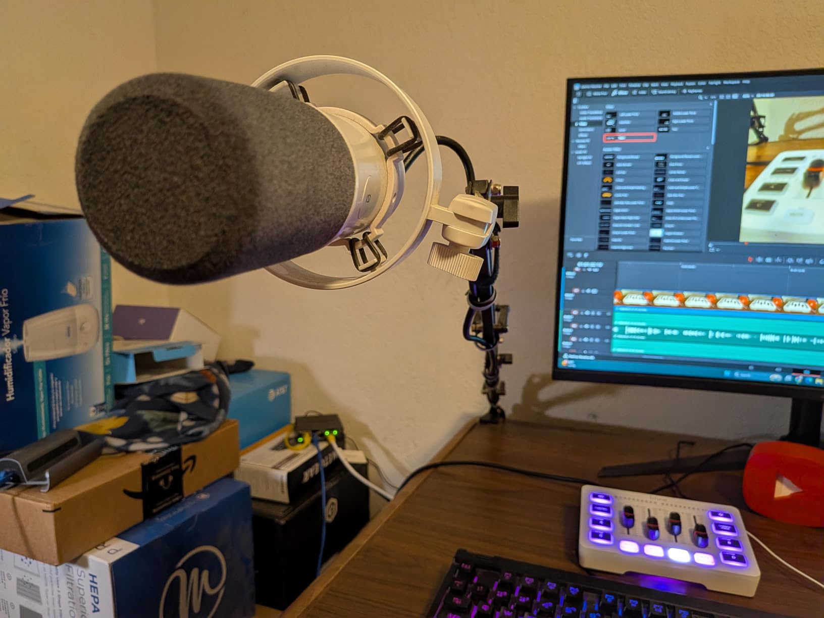 FIFINE Gaming Audio Mixer, Streaming RGB PC Mixer with XLR Microphone Interface, Individual Control, Volume Fader, Mute Button, 48V Phantom Power, for Podcast/Recording/Vocal/Game Voice-AmpliGame SC3 customer photo 1
