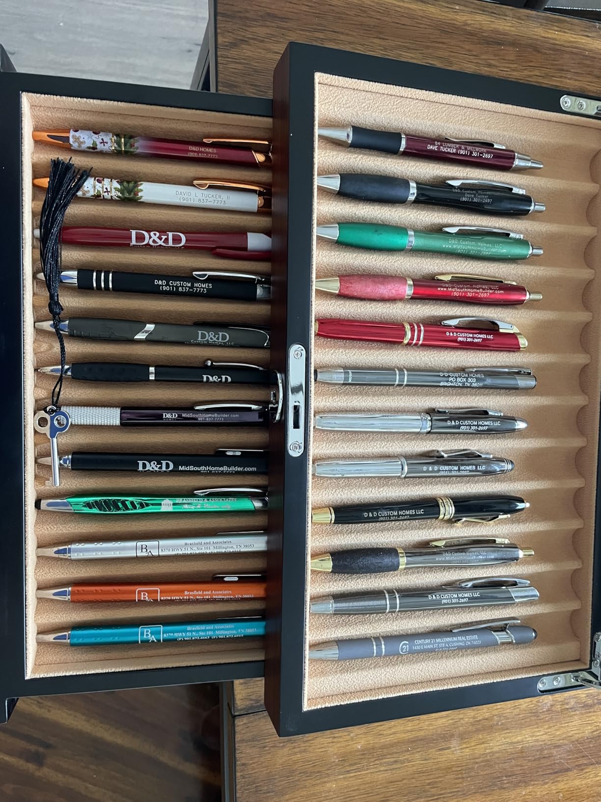 Pen Display Case with 36 Pen Slots, Fountain Pen Case, Wood Pen Storage Organizer, Pen Box Display for Men Gift, Pen Collector with Glass Window (Brown Ash Veneer Finish, Creamy-White Velvet) customer photo 1