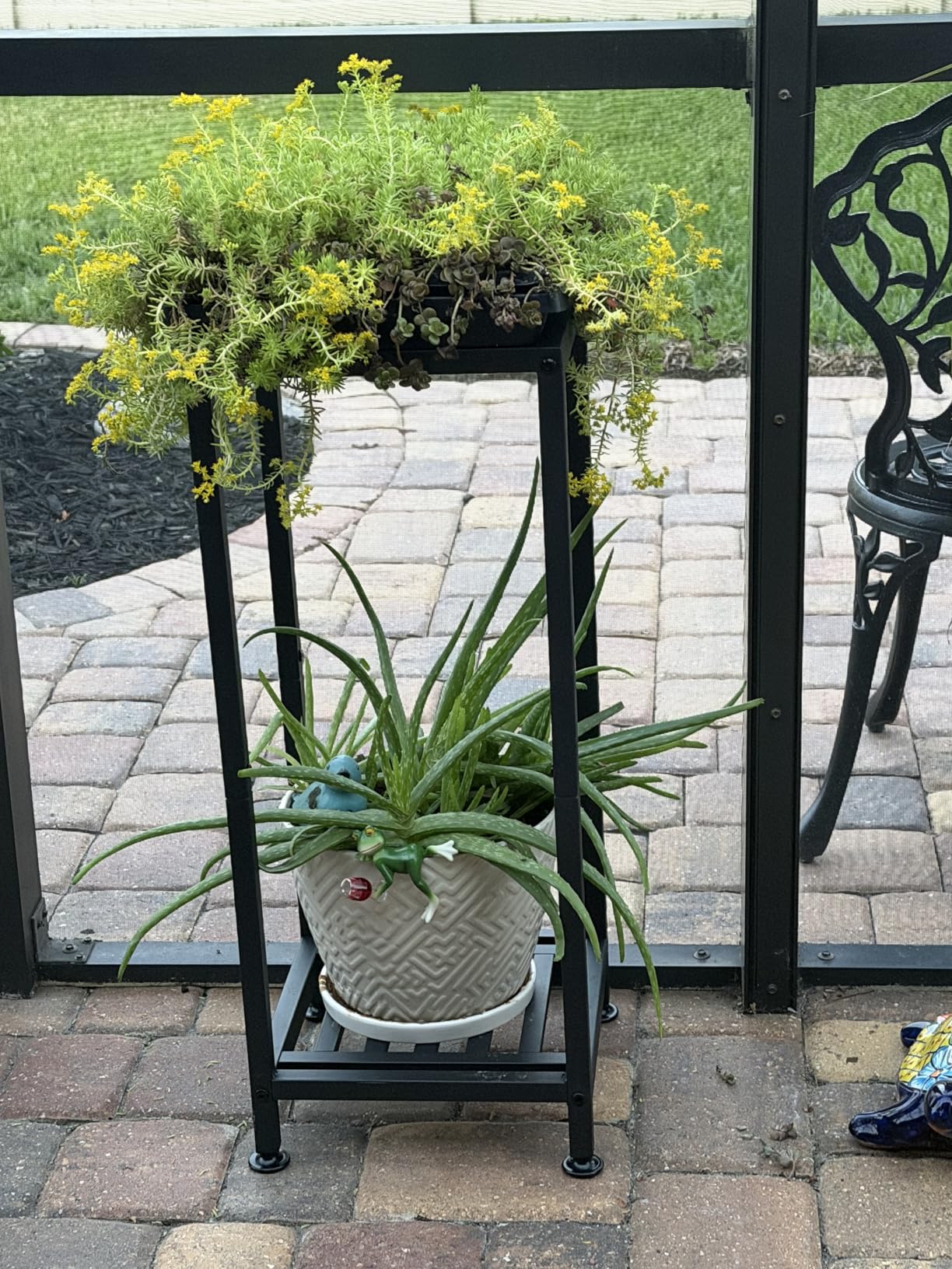 Lilybud--lily Plant Stand Indoor Outdoor Heavy Duty Wrought Iron Pedestal Stands Metal Plant Stand Decorative Flower Stand for Patio Garden Deck Living Room customer photo 1