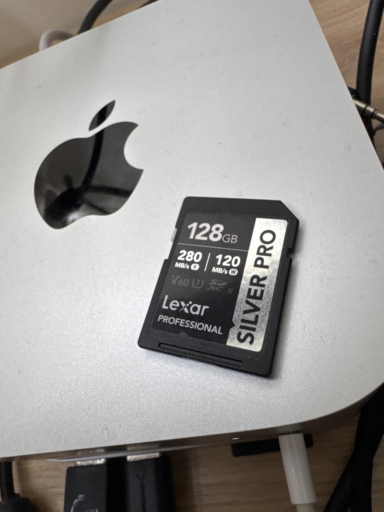 Lexar 128GB Professional SILVER PRO SD Card, UHS-II, C10, U3, V60, Full HD, 4K, Up To 280MB/s Read SDXC Memory Card customer photo 1