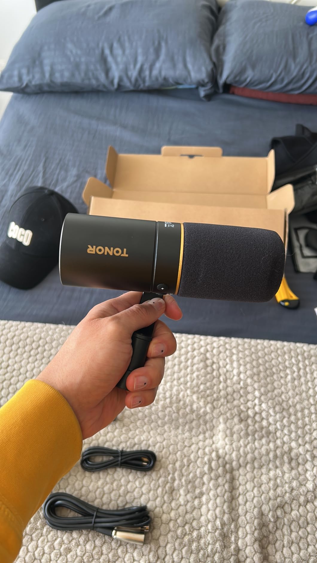 TONOR Dynamic Podcast Microphone, XLR/USB Mic for Podcasting, TD510+ customer photo 1