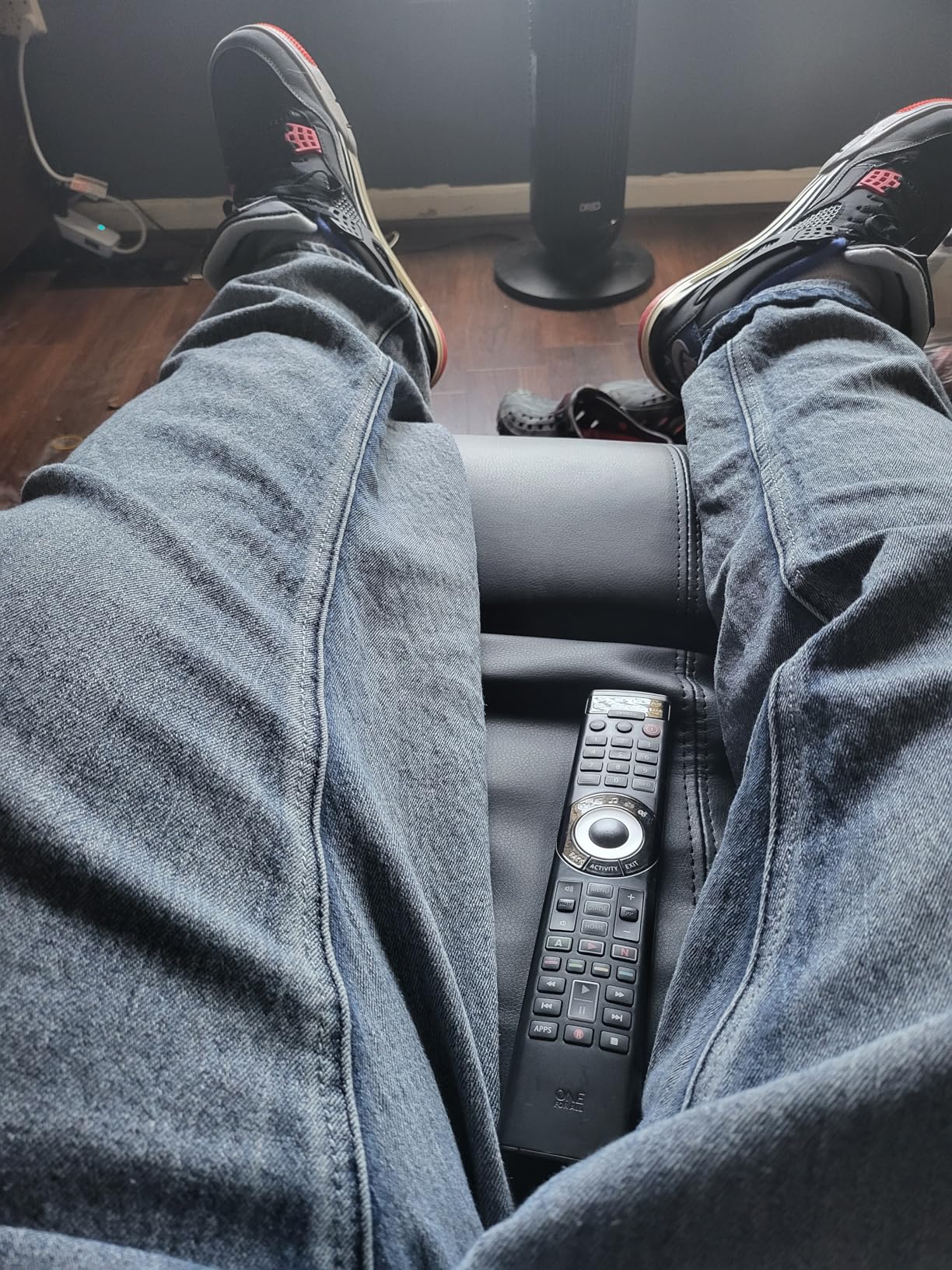 Korser Recliner Chair, Rocking Chair with Massage and Heat, 360° Swivel Recliner Chairs for Adults, Rocker Manual Recliner with Remote Control and Cup Holder for Living Room, Bedroom, Nursery customer photo 2