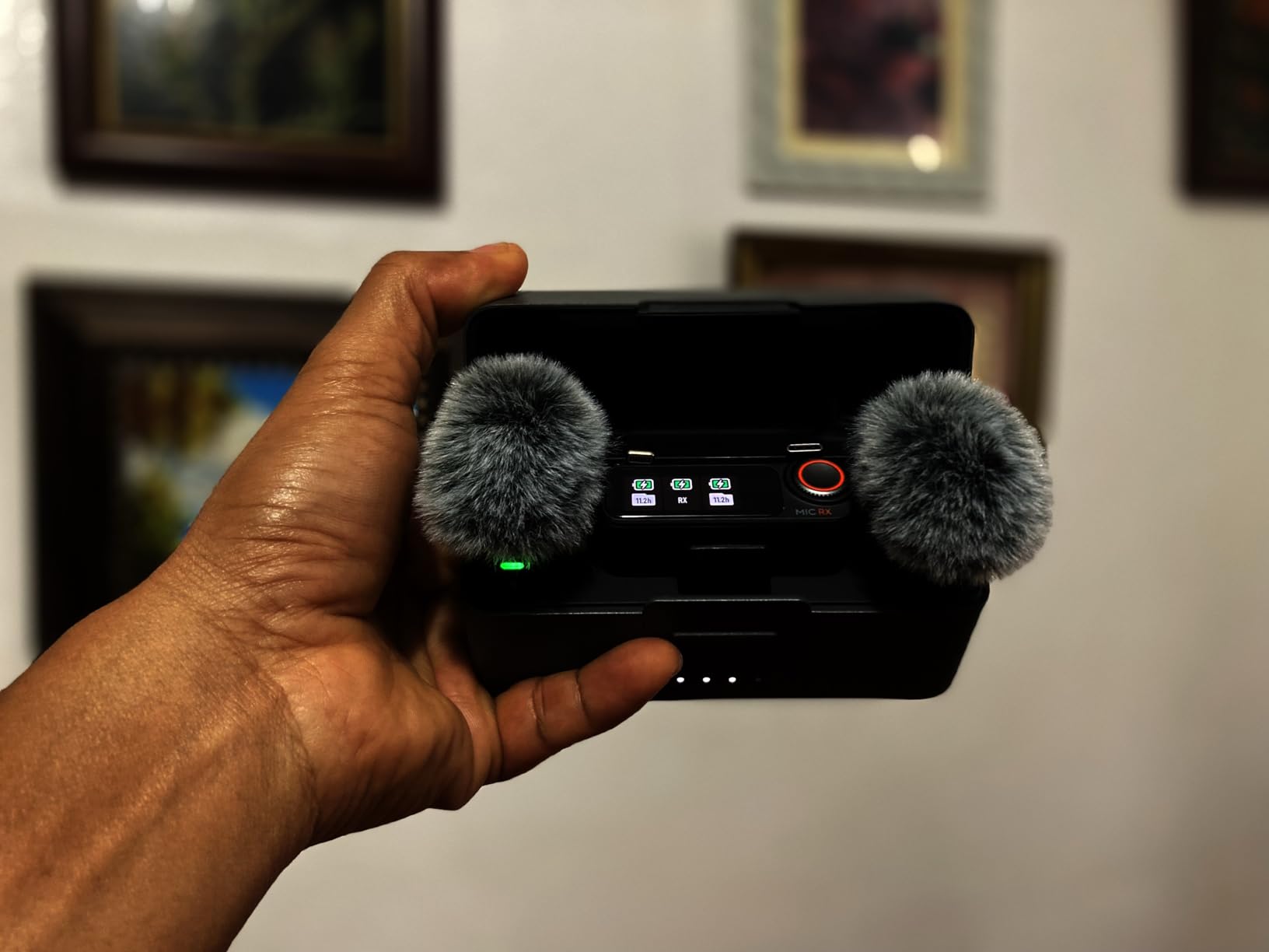 DJI Mic 2 (2 TX + 1 RX + Charging Case), All-in-one Wireless Microphone, Intelligent Noise Cancelling, 32-bit Float Internal Recording, 250m Range customer photo 2