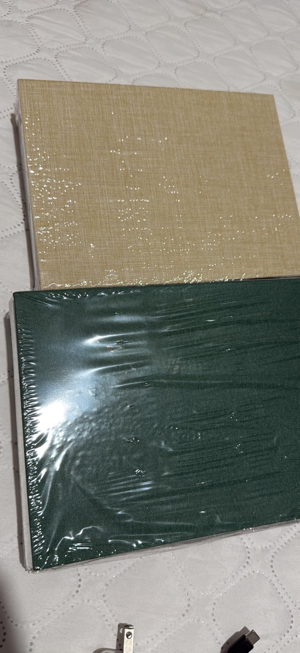 Popotop Photo Album 4x6 200 Pockets for Wedding Gifts, Linen Hardcover Picture Albums for Family Anniversary Baby Vacation Pictures customer photo 1