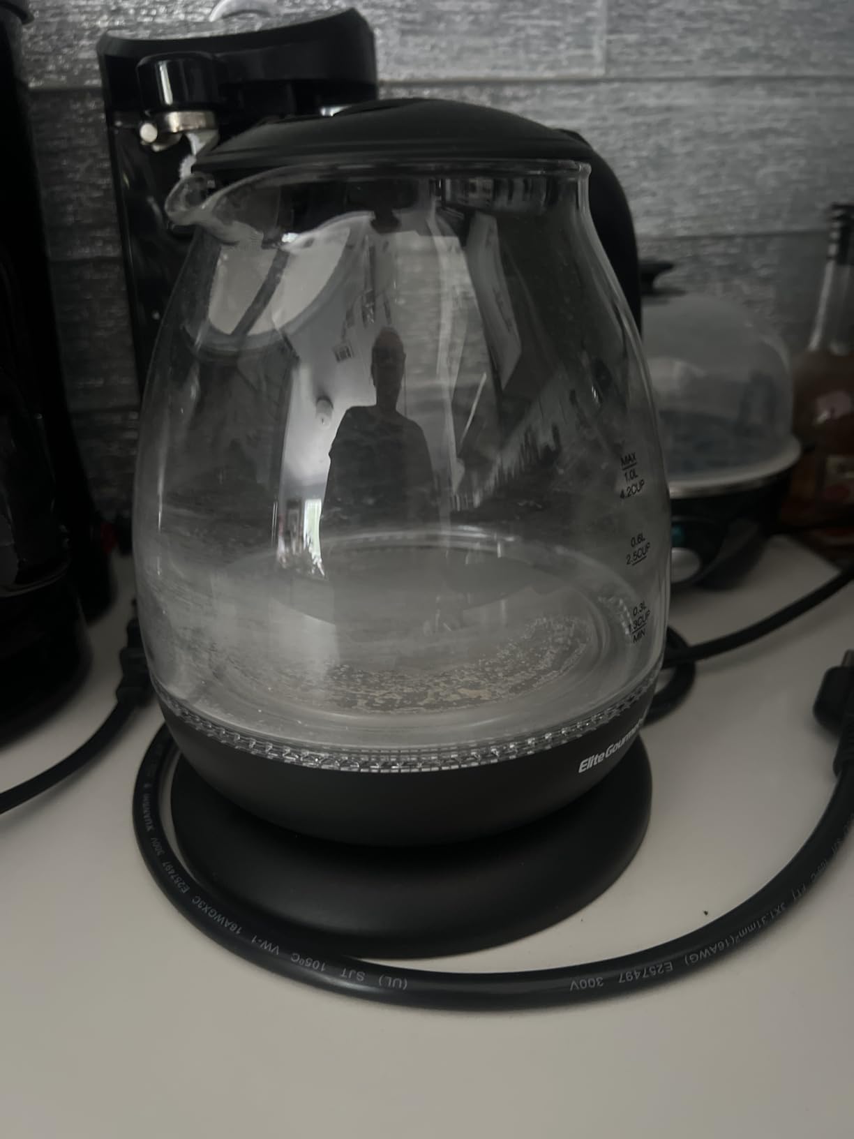 Elite Gourmet EKT3001 1L Digital Water Kettle, 304 Stainless Steel Interior, Programmed Temperatures, Keep Warm Function, Cordless, 360° Base, Auto Off & Audible Indicator, Matte Black customer photo 2