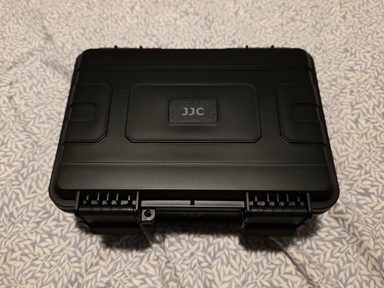 JJC Heavy Duty 35mm Film Case for 15 Rolls of 35mm Films, IP67 Waterproof and Light-Sealed 135 Film Container customer photo 1