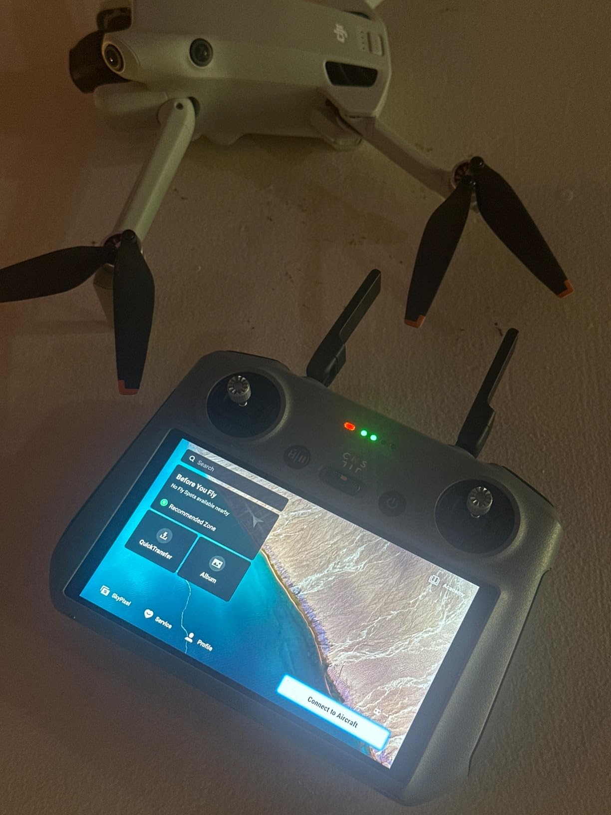 DJI Mini 4 Pro (DJI RC 2), Folding Mini-Drone with 4K HDR Video Camera for Adults, Under 0.549 lbs/249 g, 34 Mins Flight Time, 20 km Max Video Transmission Distance, Omnidirectional Vision customer photo 1