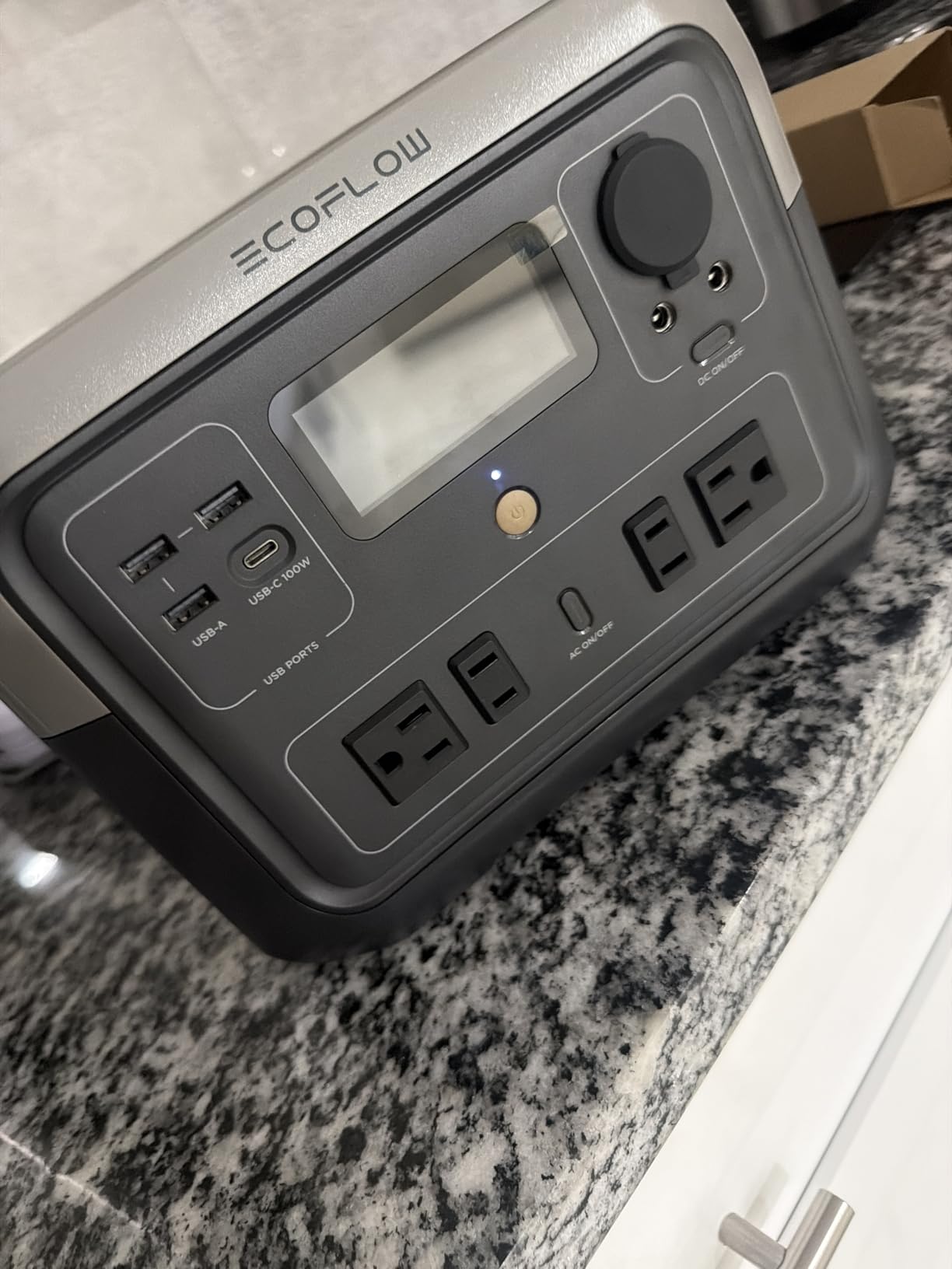 EF ECOFLOW Portable Power Station River 2 Max 500, 499Wh LiFePO4 Battery, 1 Hour Fast Charging, Up to 1000W Output Solar Generator customer photo 2