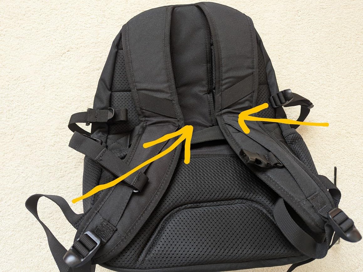 Amazon Basics Travel Laptop Backpack with Multiple Pockets and Compartments for 17 in / 43.1 cm Laptop, Water Resistant, Spacious with Padded Shoulder Straps, Black customer photo 1