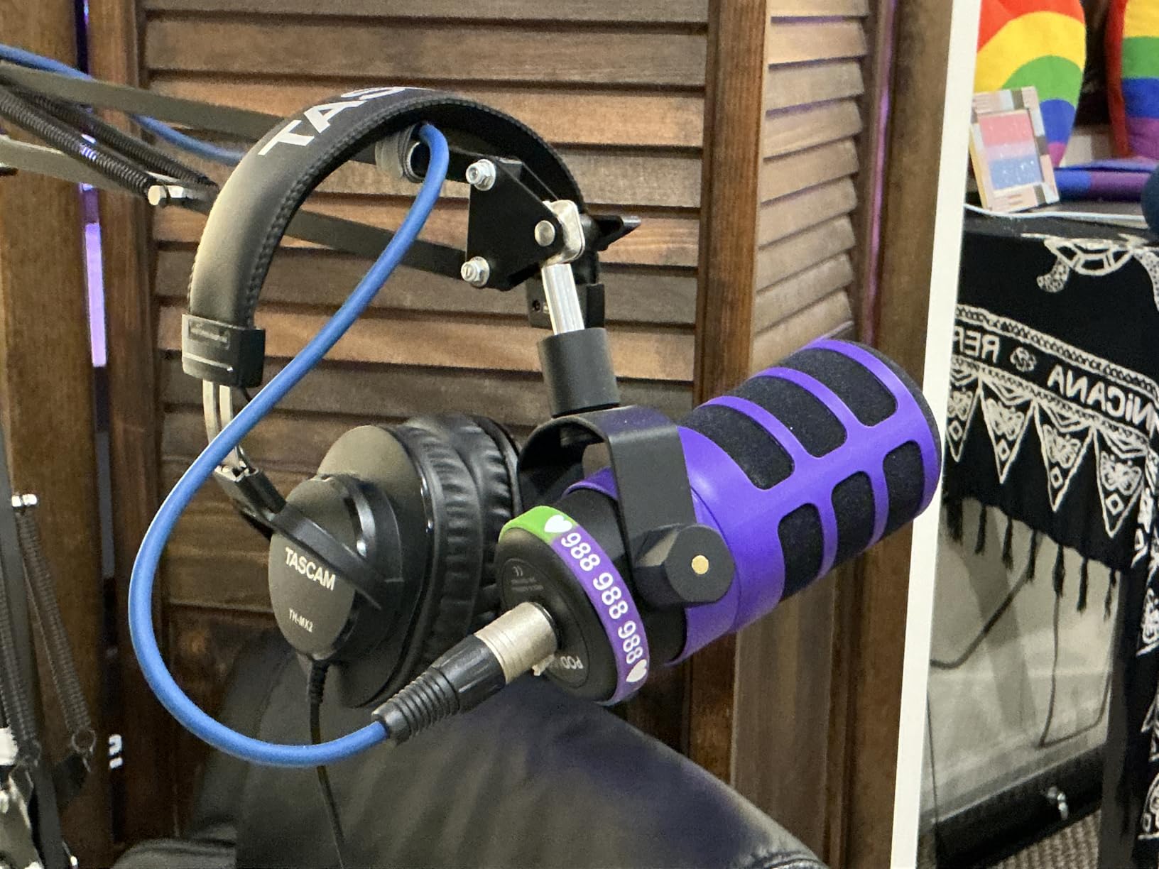 RØDE WS14 Premium Pop Filter for PodMic and PodMic USB (Blue) customer photo 1