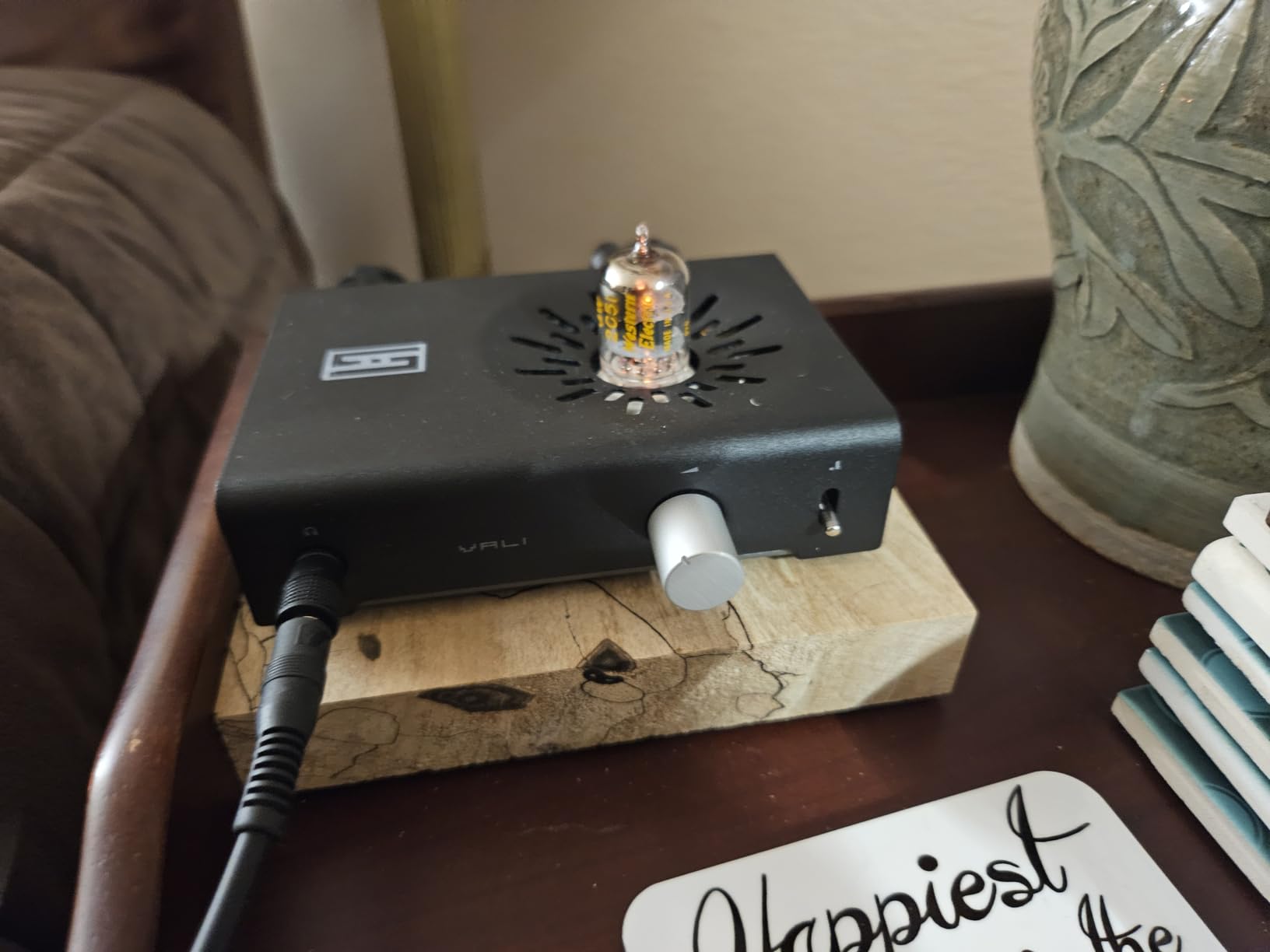 Vali 3 Beautiful Tube Hybrid Headphone Amp and Preamp - Black customer photo 2