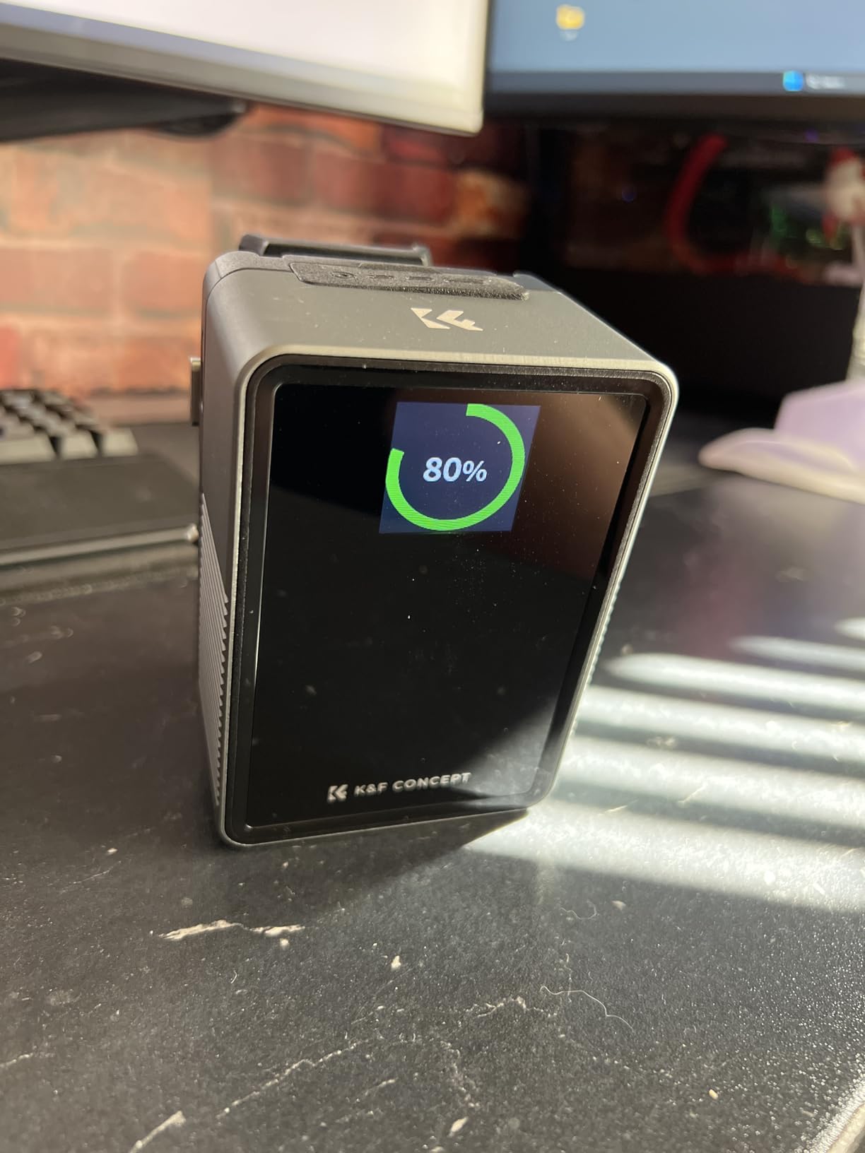 K&F CONCEPT V Mount Battery 99Wh with PD100W Fast Charging 14.8V/6700mAh Mini V-Mount Battery with D-Tap, DC, Dual USB-C, USB-A, TFT Display for Camera, Camcorder, Monitor, Video Light, KF-V99 Pro customer photo 1
