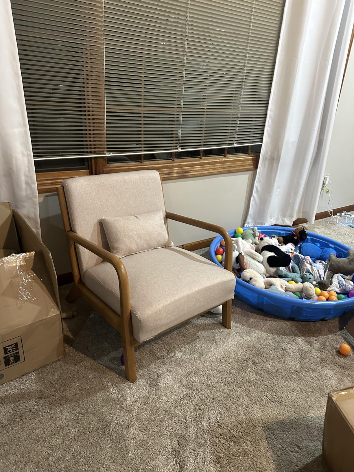 INZOY Mid Century Modern Accent Chair with Wood Frame customer photo 1