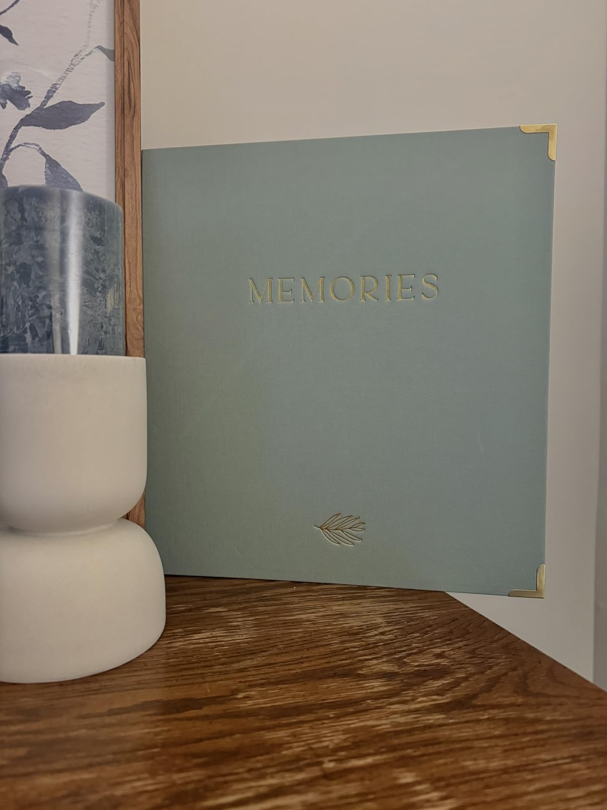 Beautiful Linen Photo Album For 4x6 Photos - Safely Holds Up To 500 Pictures of Unique Memories - The Perfect Large Photo Book To Store All Pictures of Treasured Family, Baby or Wedding Moments customer photo 1