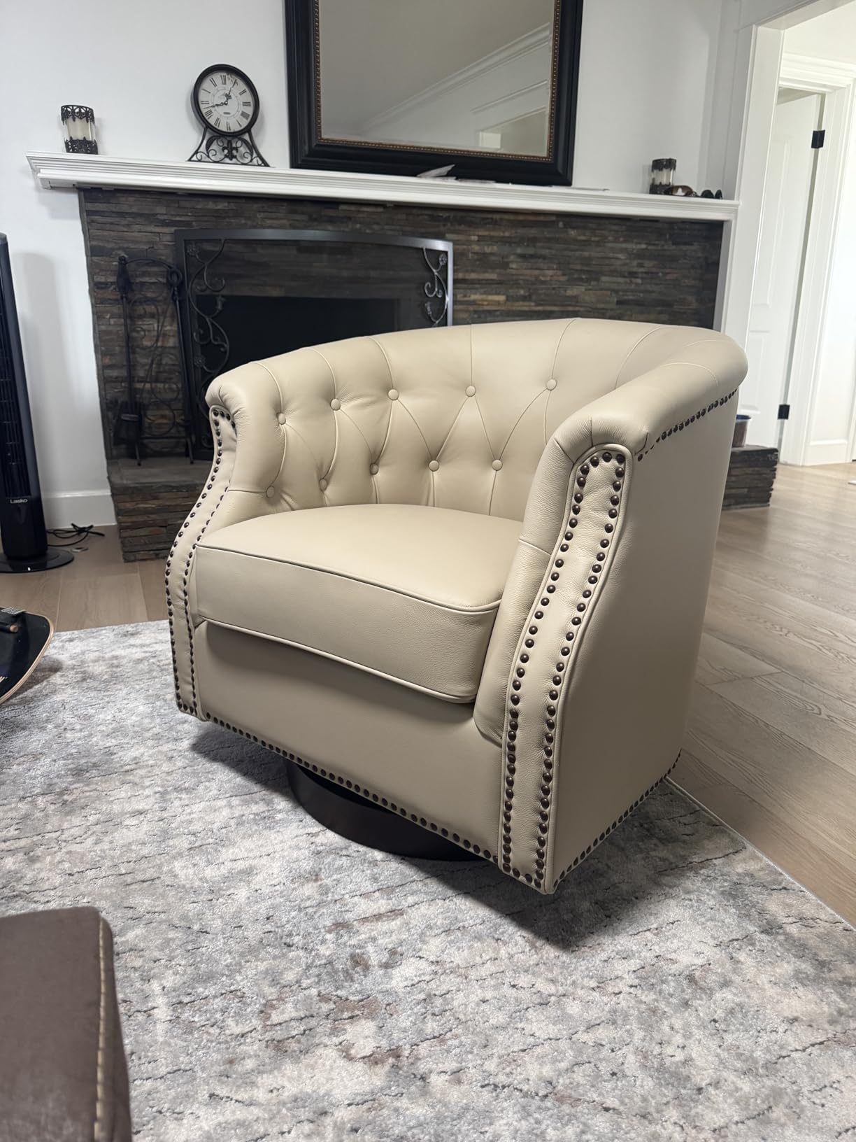 HULALA HOME Genuine Leather Swivel Accent Chair, Swivel Rocker Barrel Chair, Traditional Chesterfield Armchair with Button-Tufted Design, No Assembly Required, Camel customer photo 1
