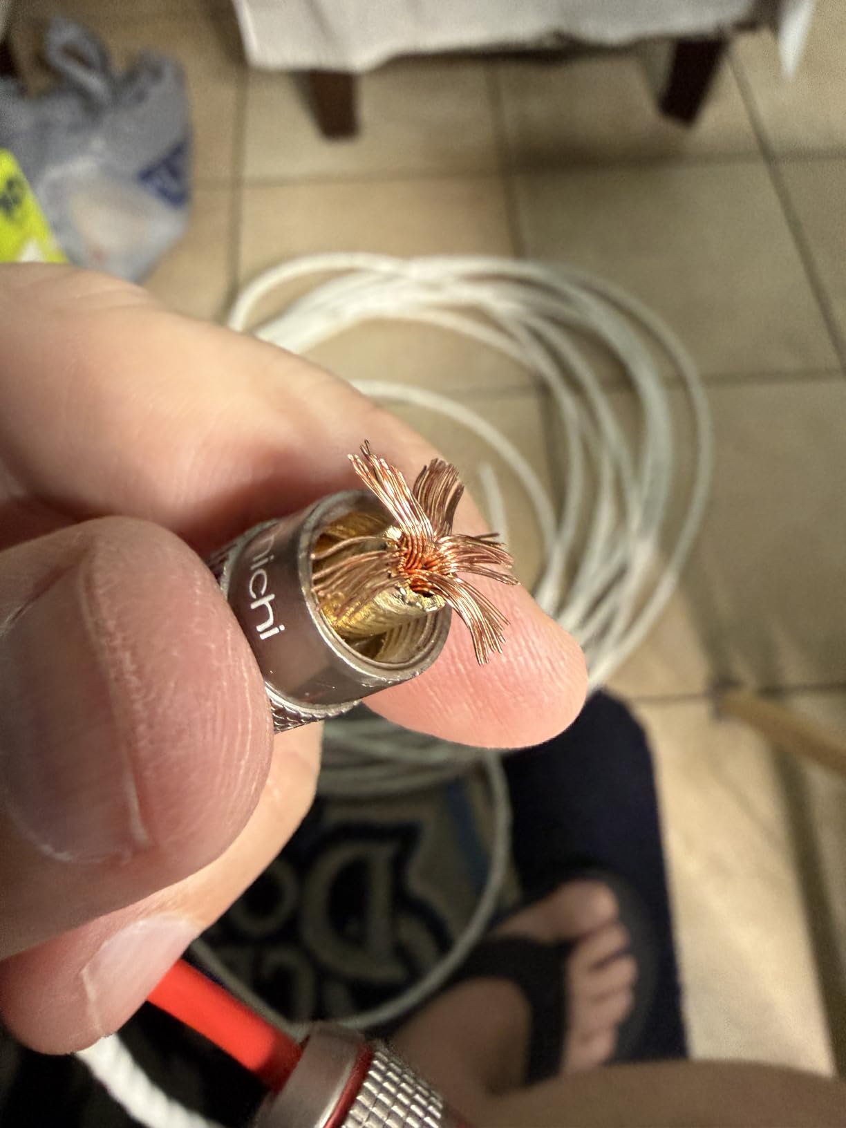 Nakamichi FanLock Excel Series 24k Gold Plated Banana Plugs 10 AWG - 18 AWG customer photo 1