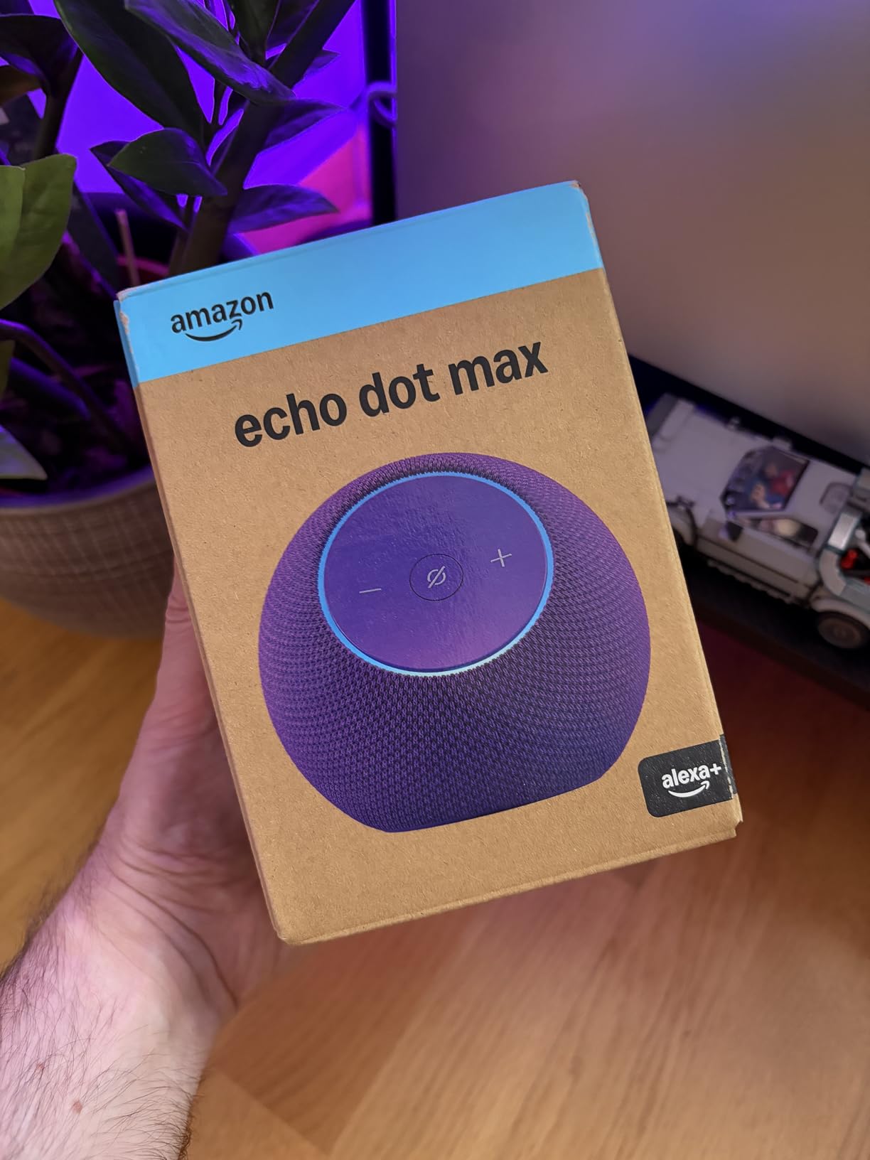 Amazon Echo Dot Max (newest model), Alexa speaker with room-filling sound and nearly 3x bass, Great for living rooms and medium-sized spaces, Designed for Alexa+, Graphite customer photo 1