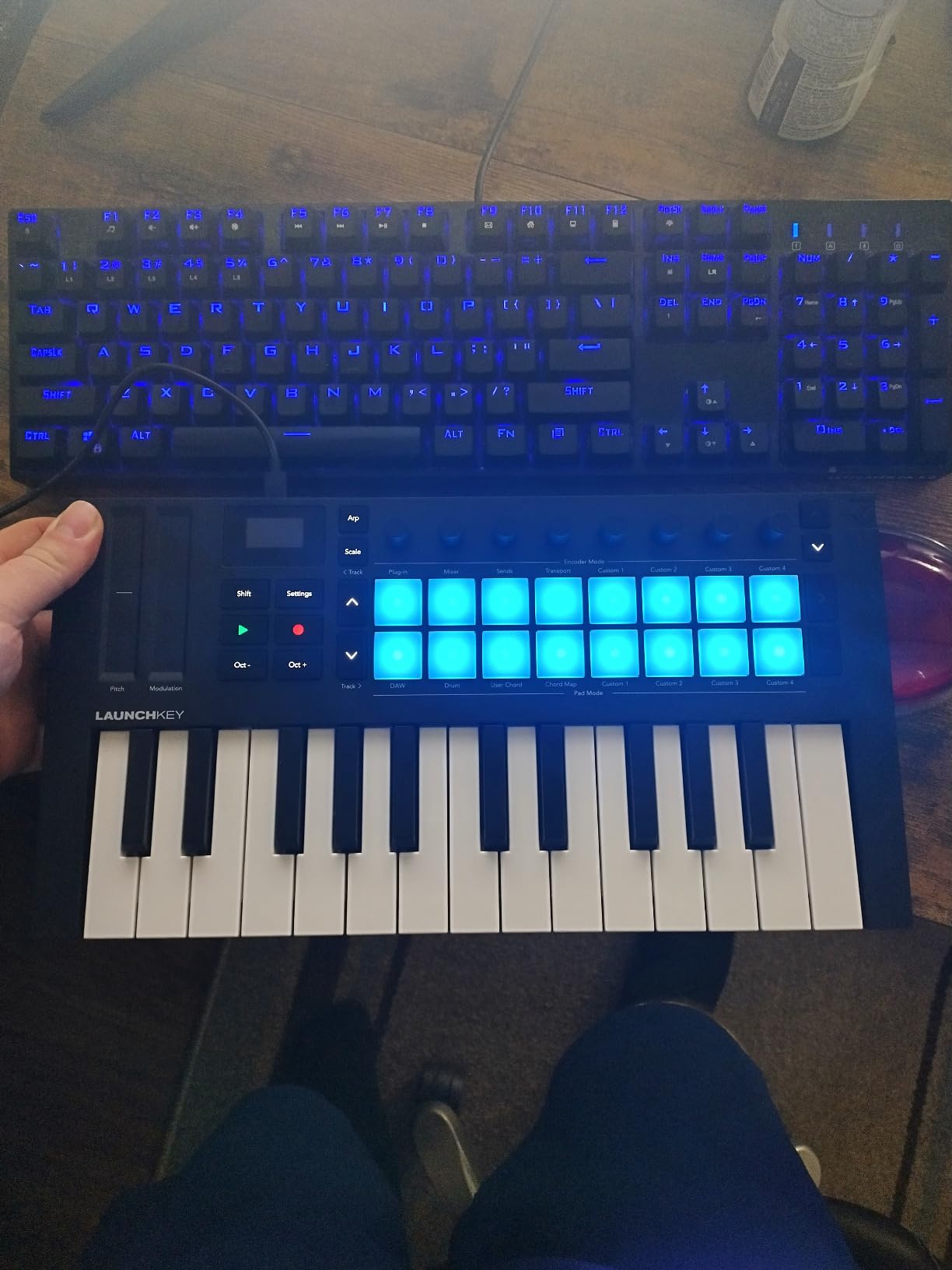 Novation Launchkey 49 MK4 - 49 key Semi-Weighted, USB, MIDI Keyboard Controller with DAW Integration. Chord & Scale Modes, 8 Drum Pads, & Arpeggiator - Includes Software Bundle for Music Production customer photo 2