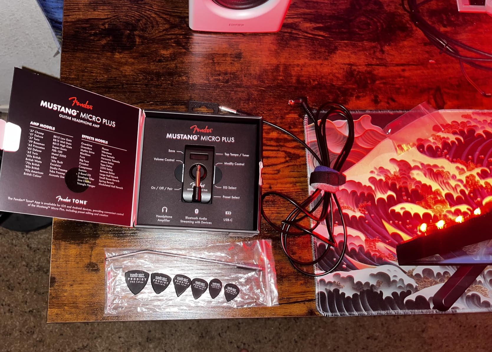 Fender Mustang Micro Plus Headphone Amplifier, Bluetooth customer photo 8