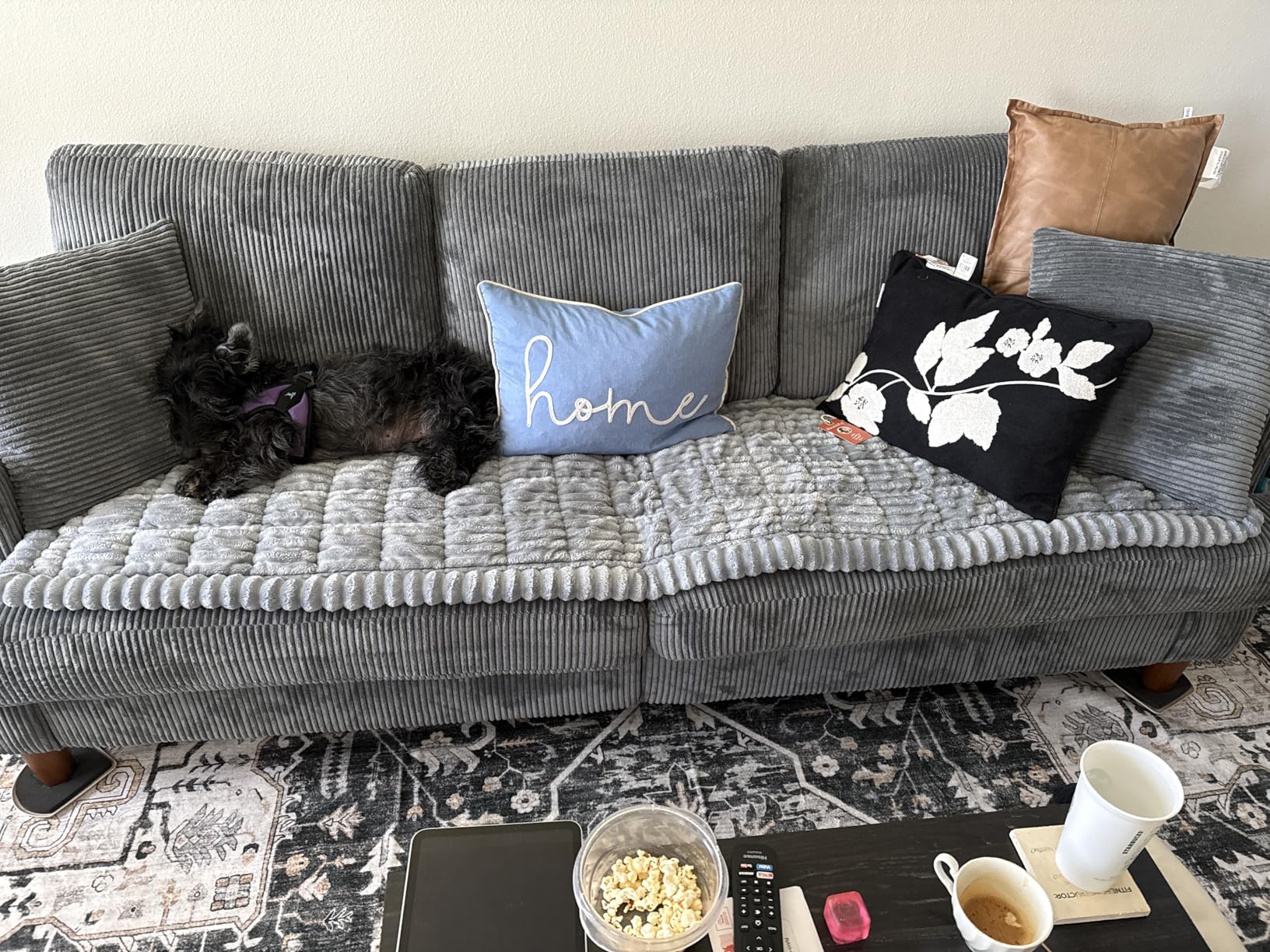 Kidirect 70in Corduroy Couch, Sofas for Living Room No Tool Assembly, Comfy Couches for Living Room 21in Deep Seats, Oversized Loveseat Sofa with 2 Pillows, 3 Seater Couch for Bedroom, Green Sofa customer photo 1