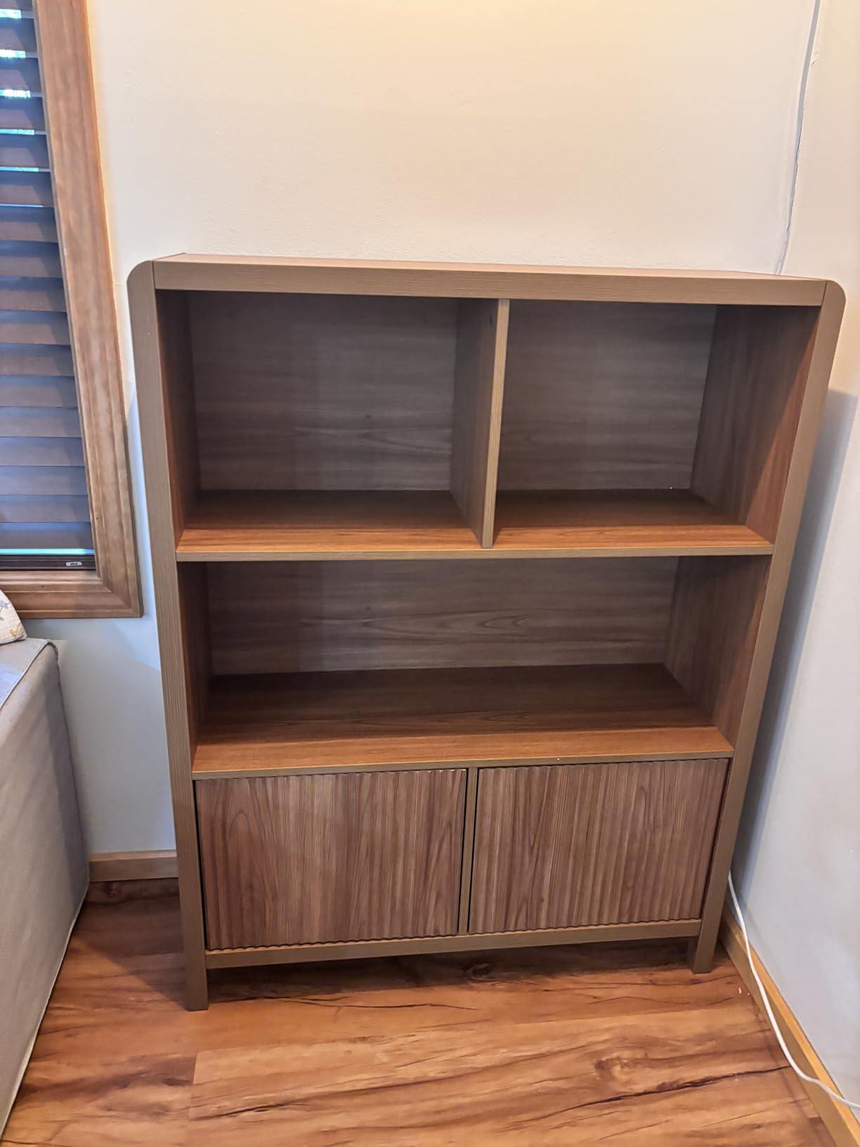 FATORRI Cube Bookshelf with 2 Doors, Wood Bookcase with Storage, Modern 5 Cubby Book Shelf for Home Office Living Room (Light Walnut) customer photo 1