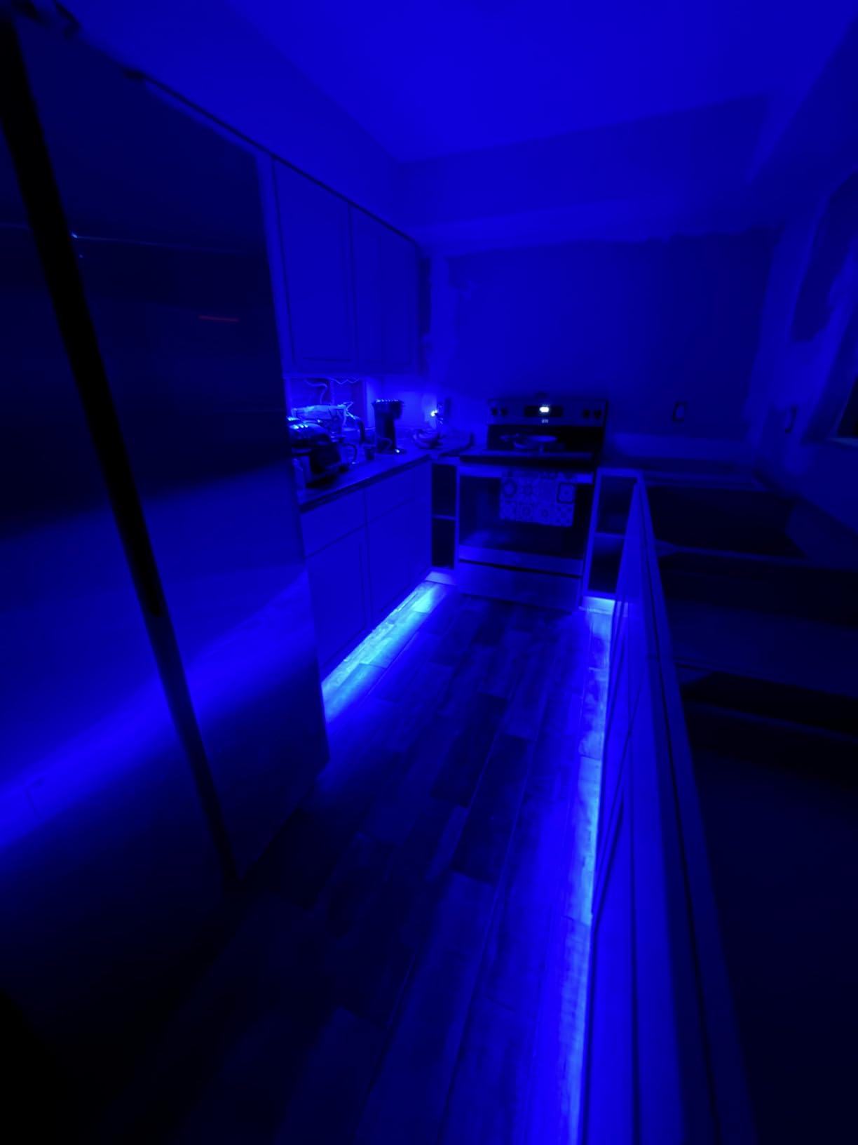 GE Cync Smart LED Strip Light, Color Changing Room Decor LED Light Strip, Works with Alexa and Google Home, Matter Compatible, LED Lights for Bedroom, Millions of Colors and White Tones, 16 Feet customer photo 2