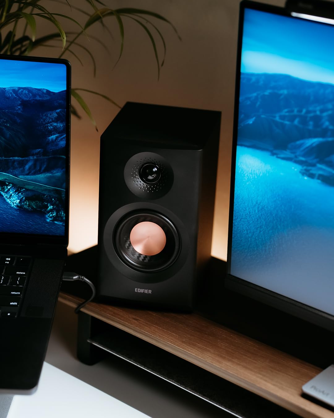Edifier MR3 Powered Studio Monitor Speakers customer photo 2